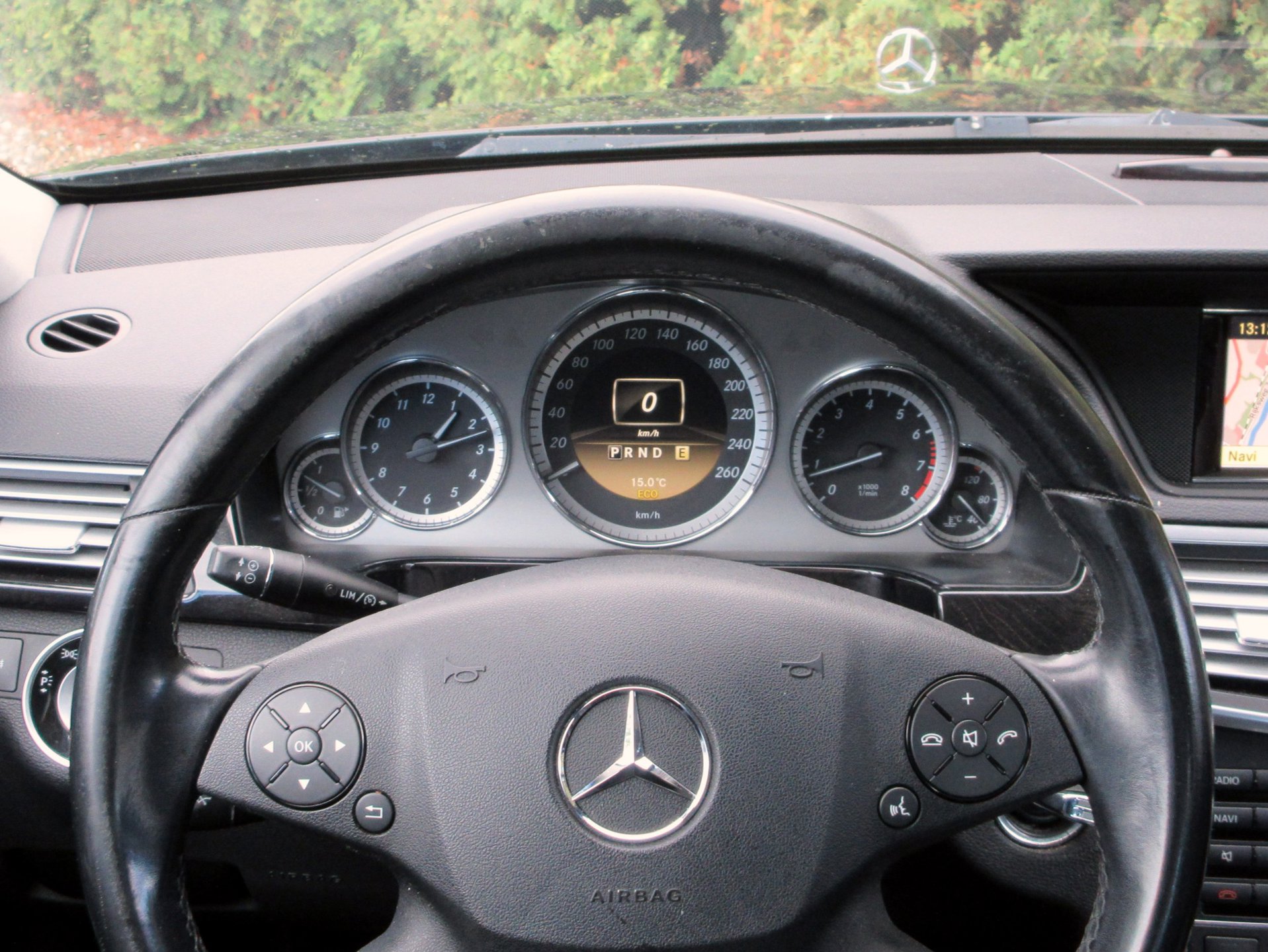 Foto van Mercedes-Benz E 200