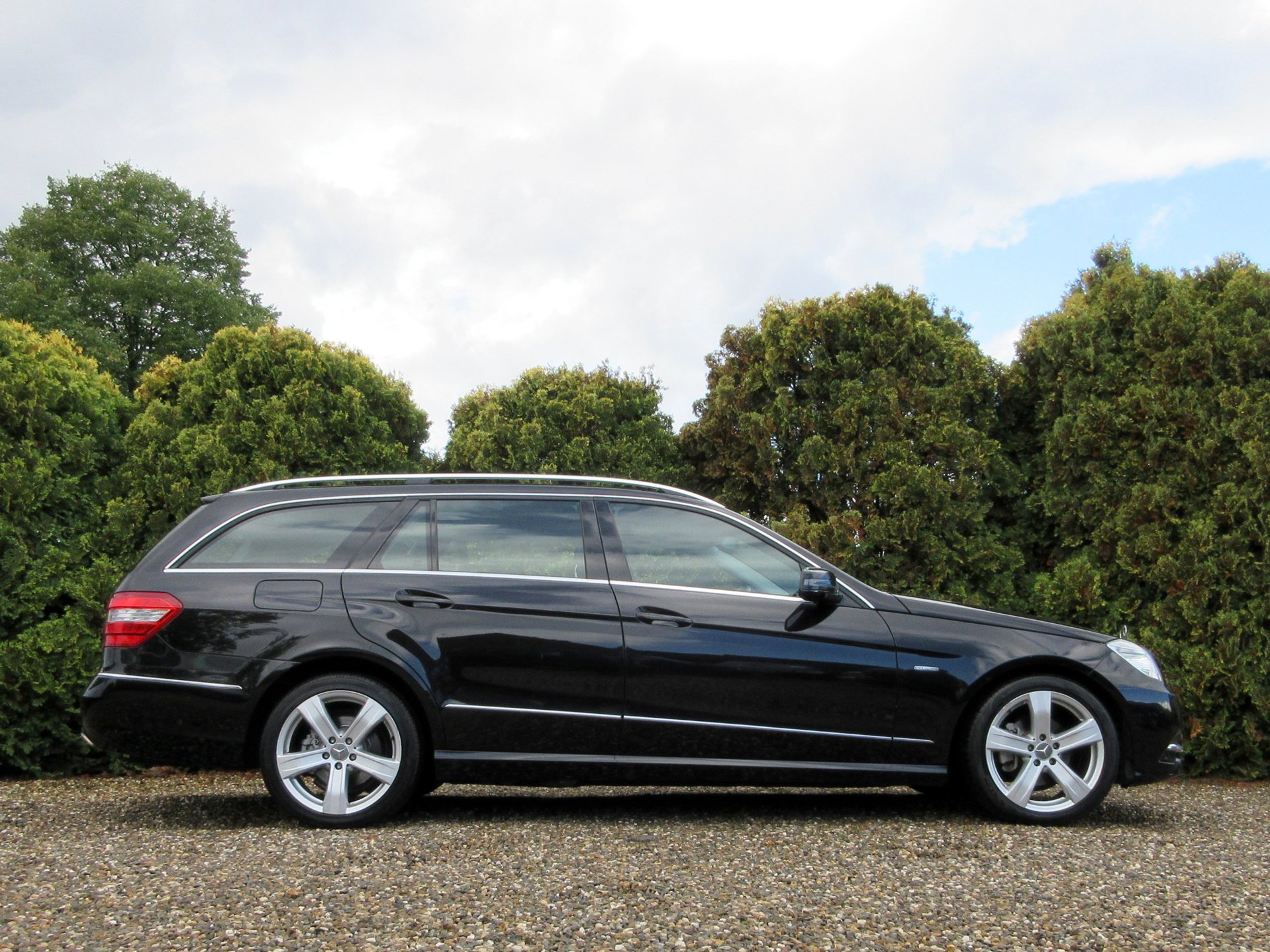 Foto van Mercedes-Benz E 200