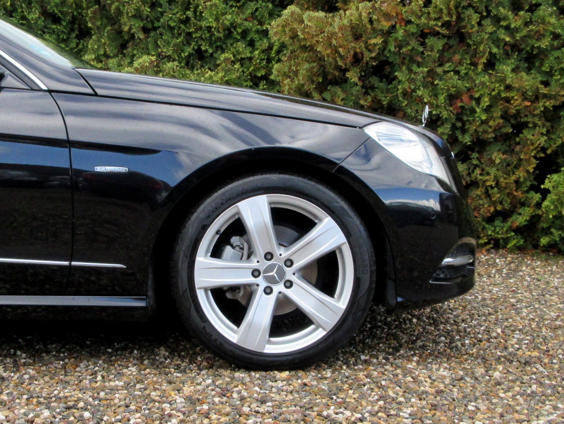 Foto van Mercedes-Benz E 200