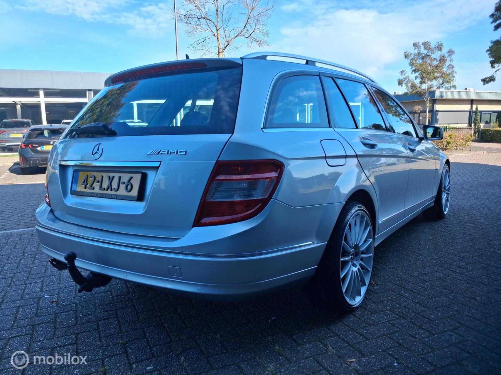 Foto van Mercedes-Benz C 180 Cgi