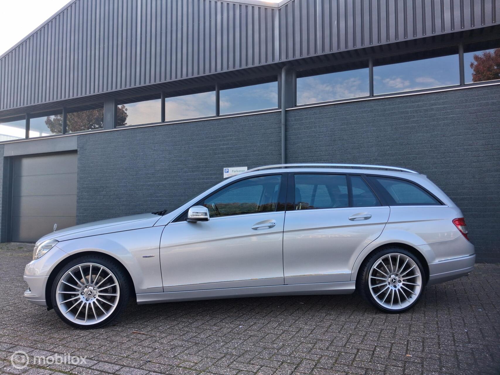 Foto van Mercedes-Benz C 180 Cgi