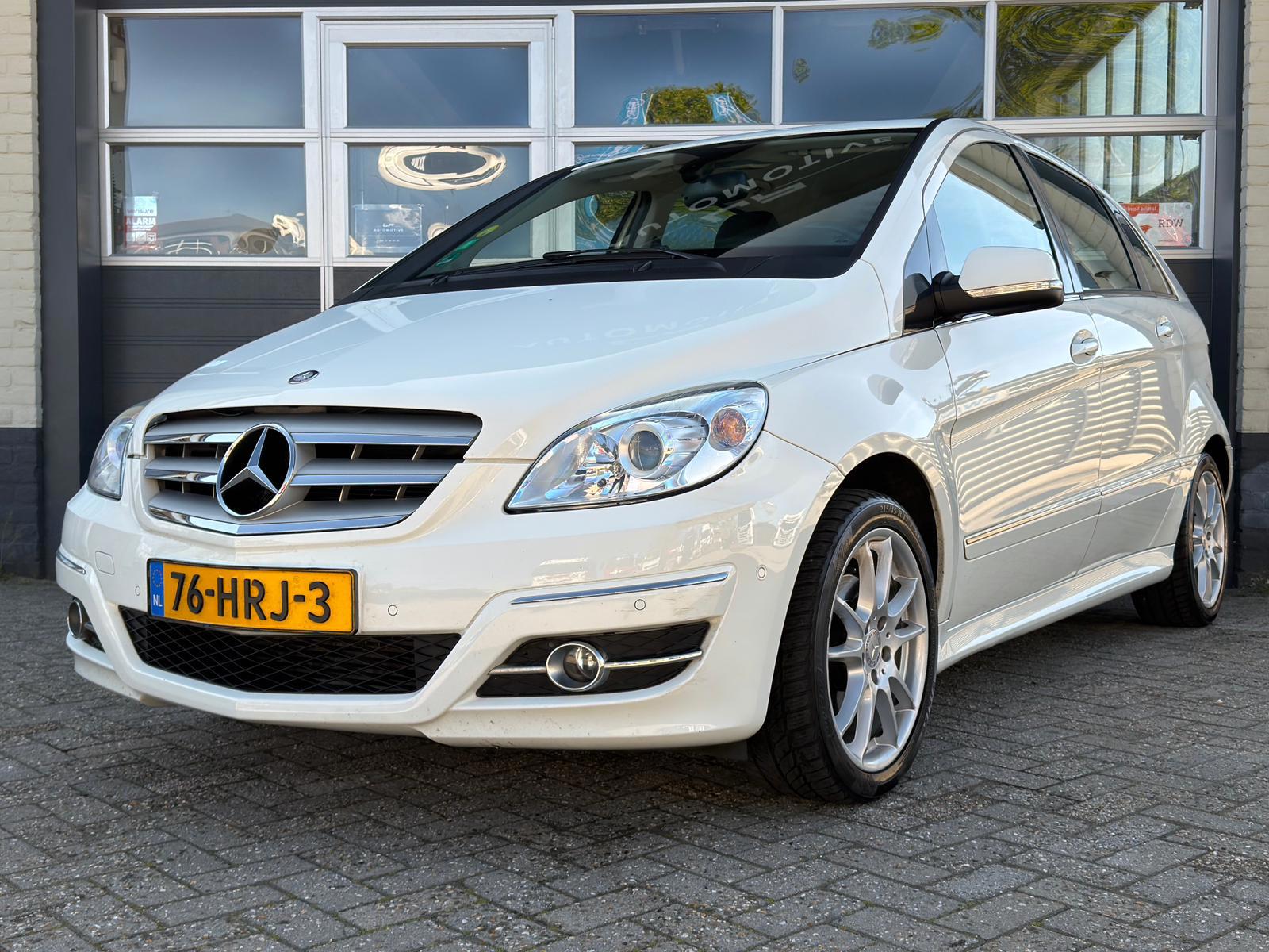 Foto van Mercedes-Benz B 200 Turbo