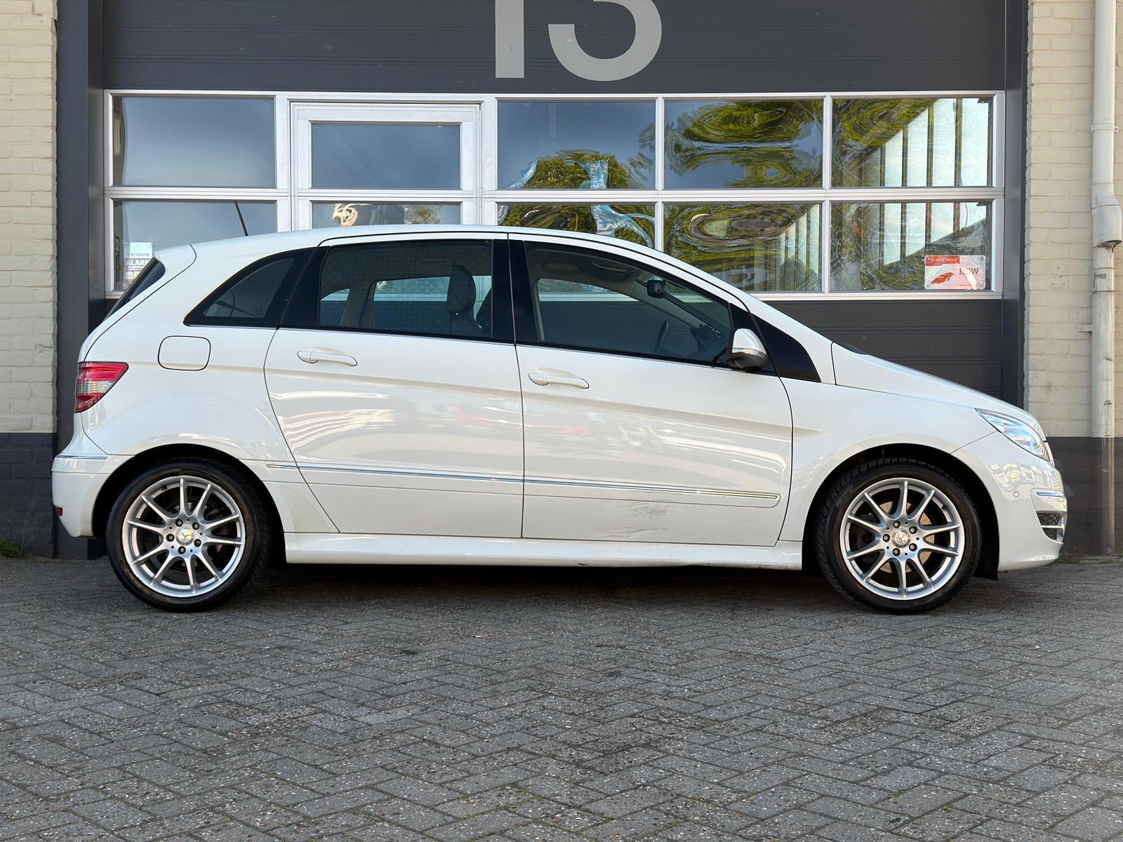 Foto van Mercedes-Benz B 200 Turbo