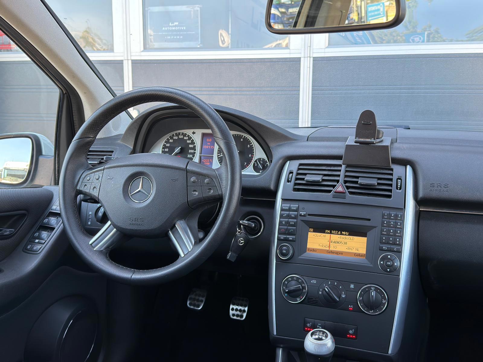 Foto van Mercedes-Benz B 200 Turbo