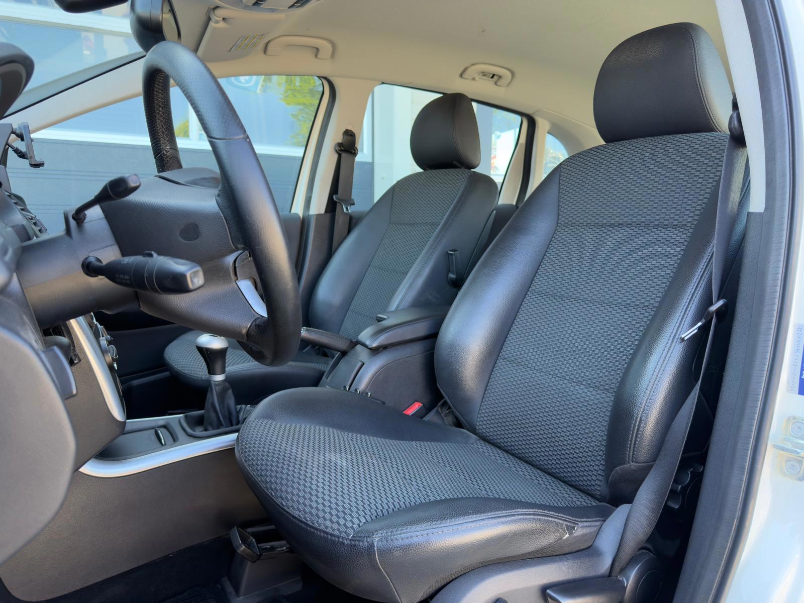 Foto van Mercedes-Benz B 200 Turbo