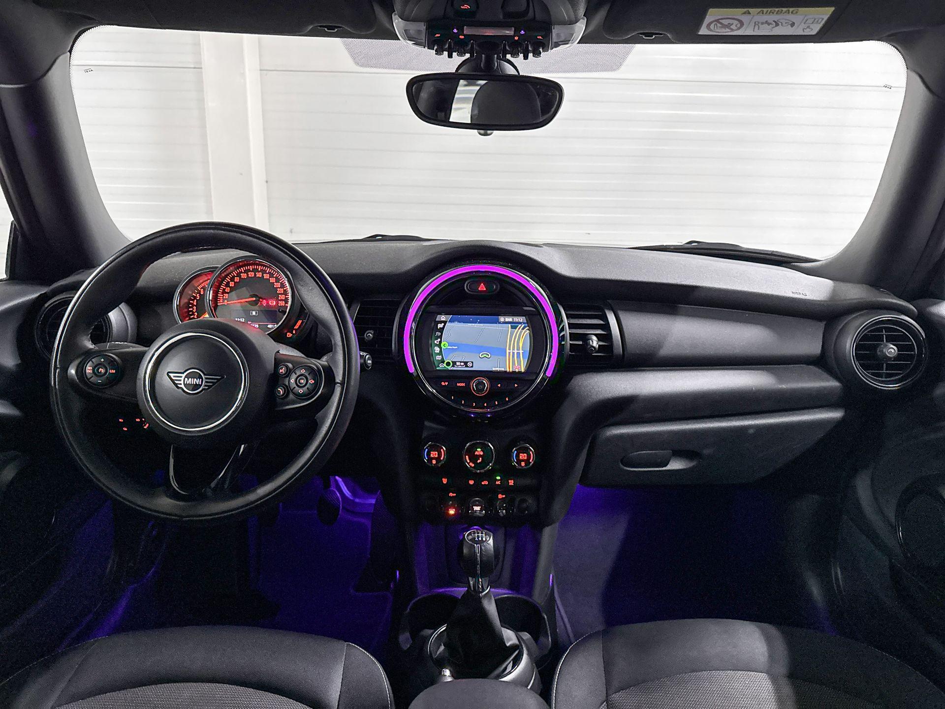 Foto van Mini One