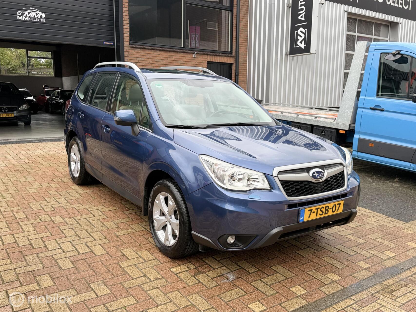Subaru Forester 2.0 D Executive 4WD | Trekhaak | Schuifdak 2013 - voorkant