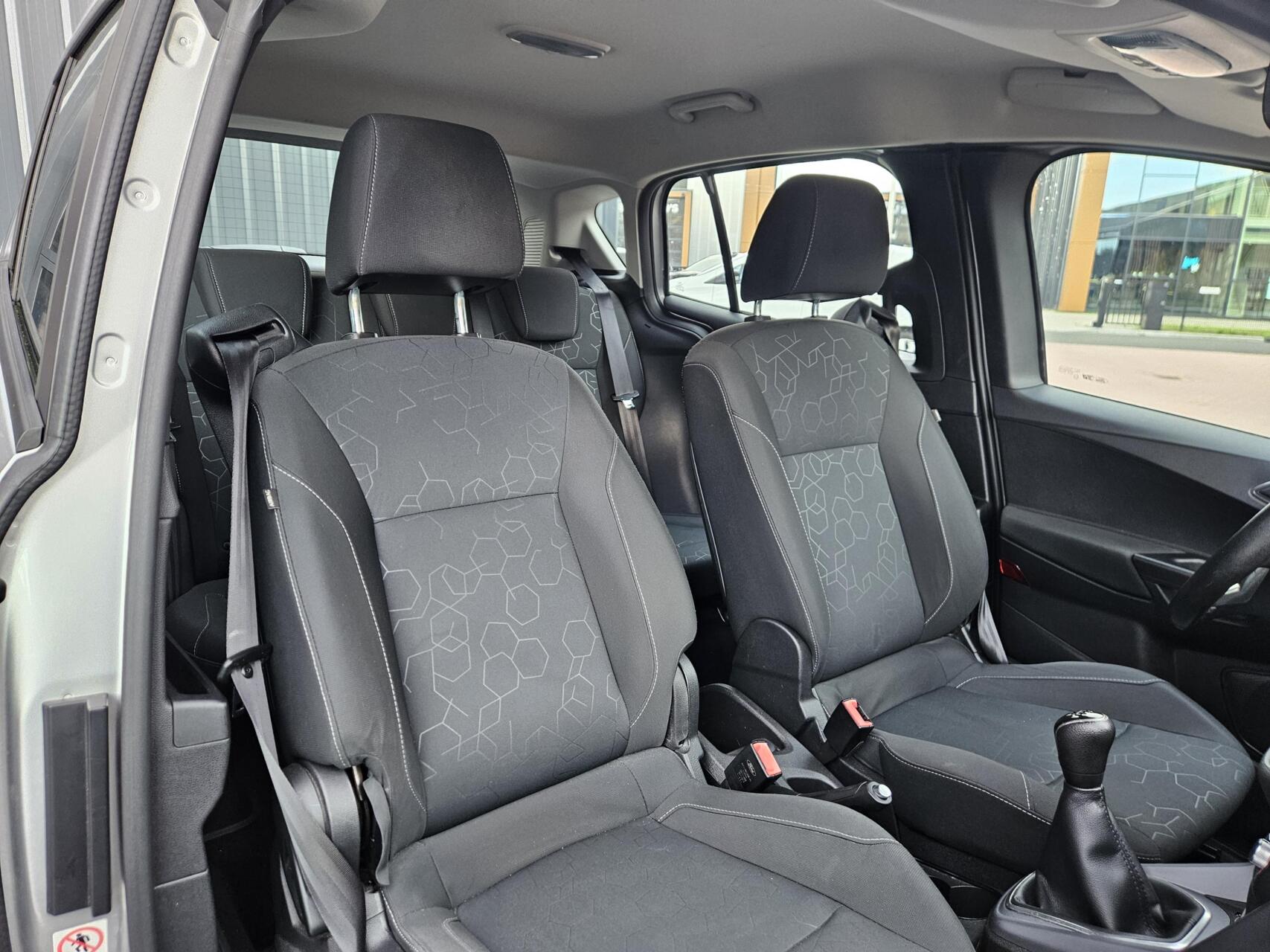 Foto van Ford B-max