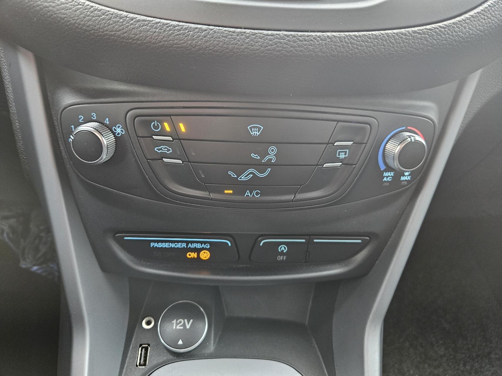 Foto van Ford B-max