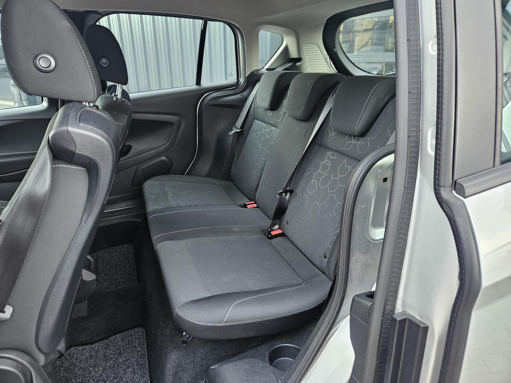 Foto van Ford B-max