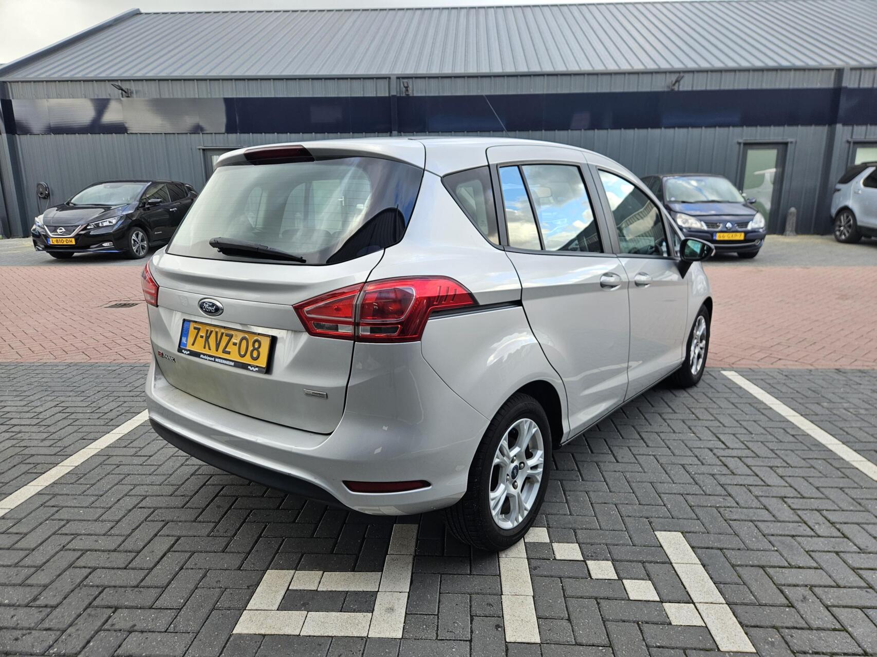 Foto van Ford B-max