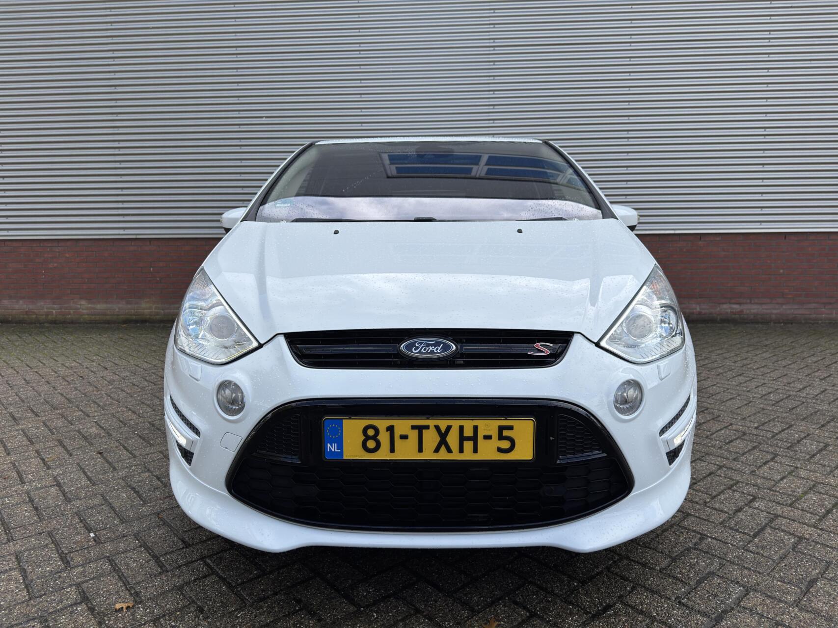 Foto van Ford S-max
