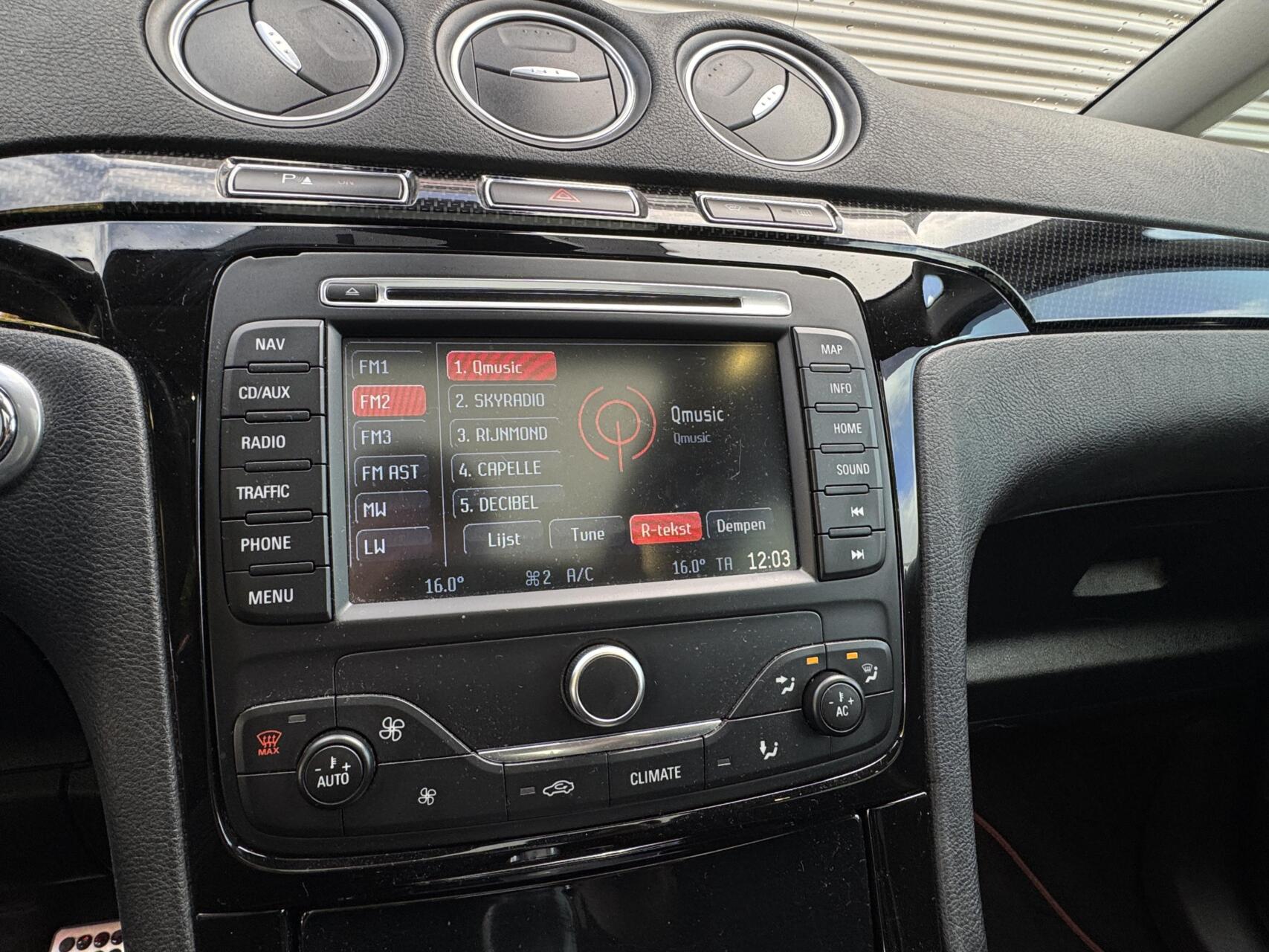 Foto van Ford S-max
