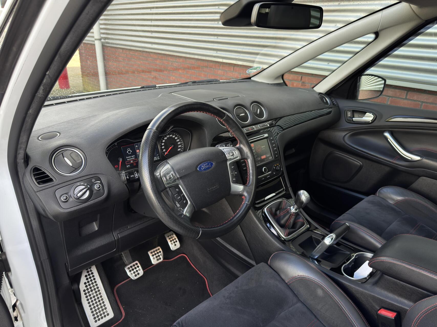 Foto van Ford S-max