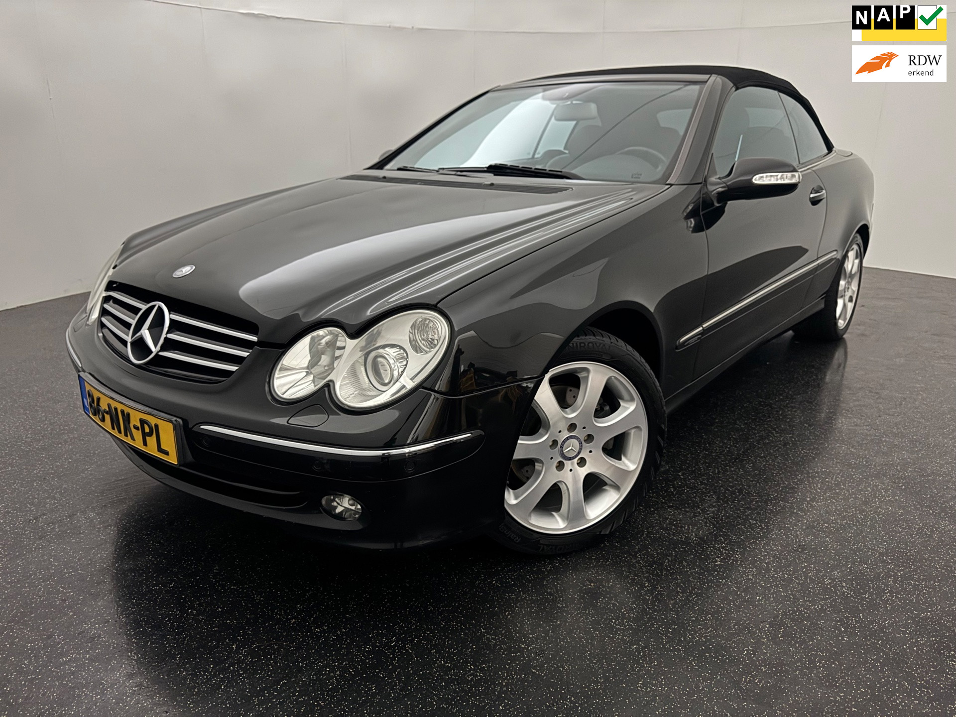 Mercedes-Benz CLK 320 320 Elegance 2003 - voorkant