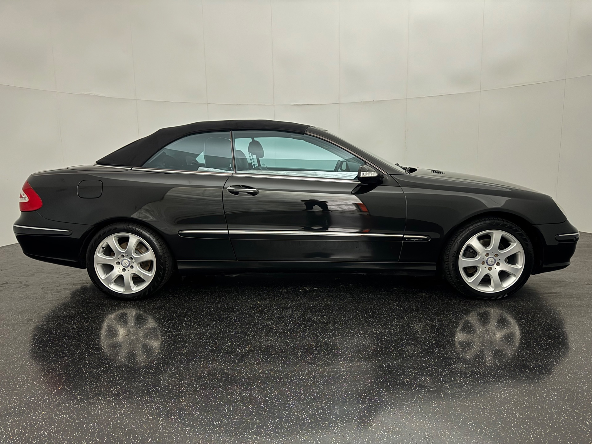 Foto van Mercedes-Benz CLK 320