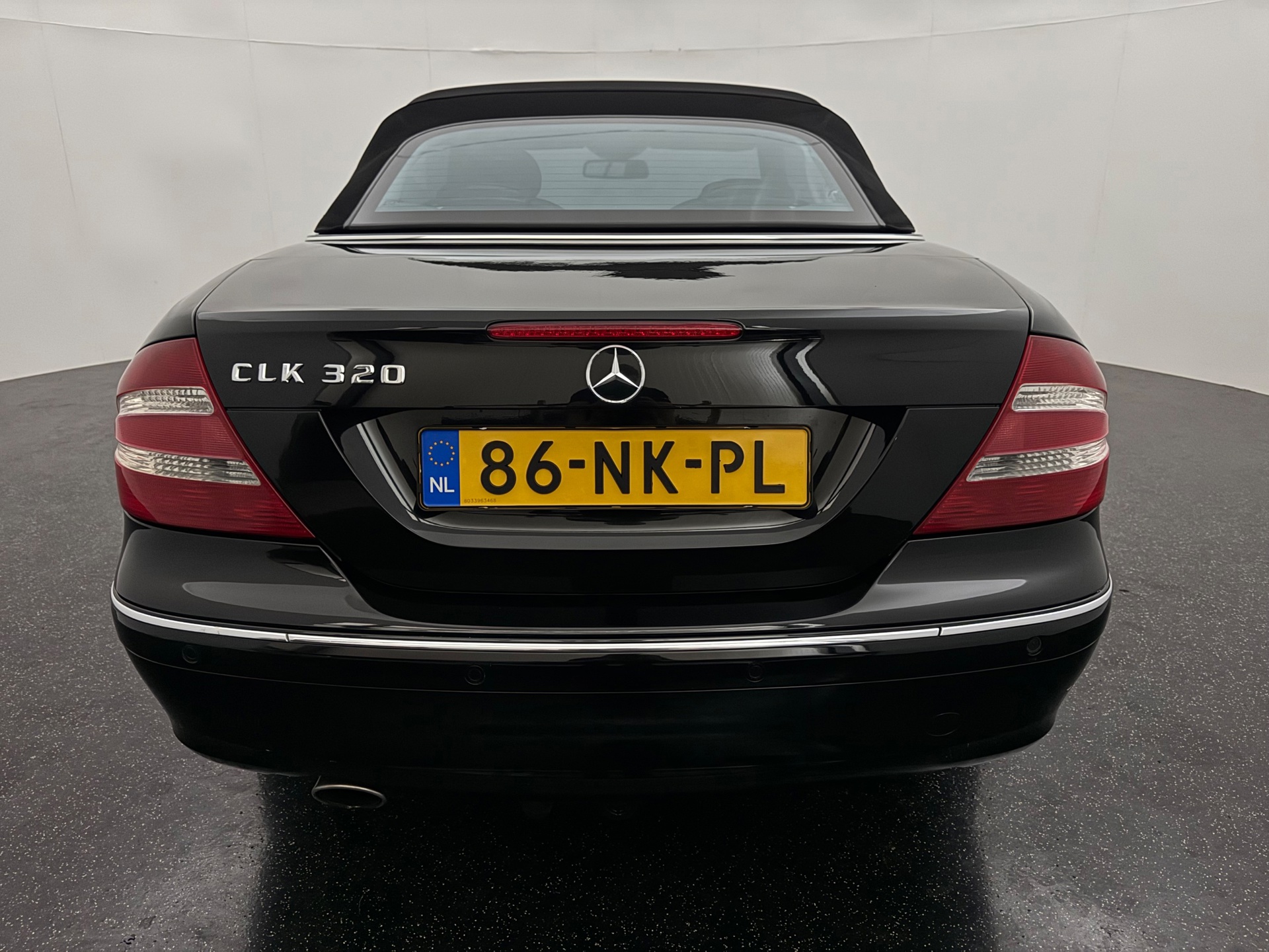 Foto van Mercedes-Benz CLK 320