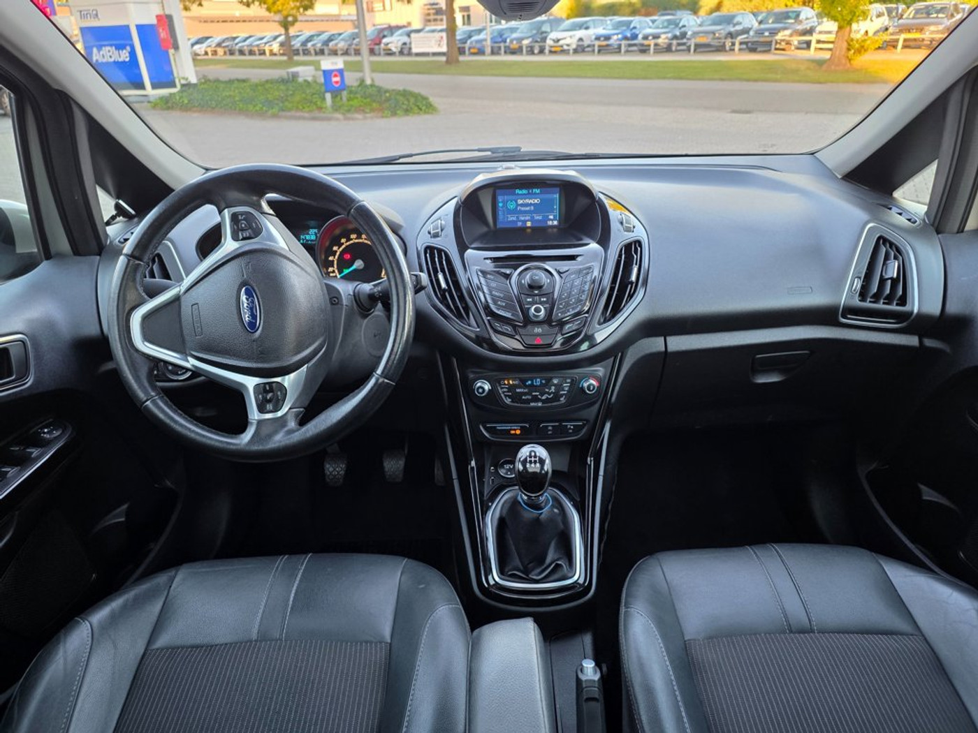 Foto van Ford B-max