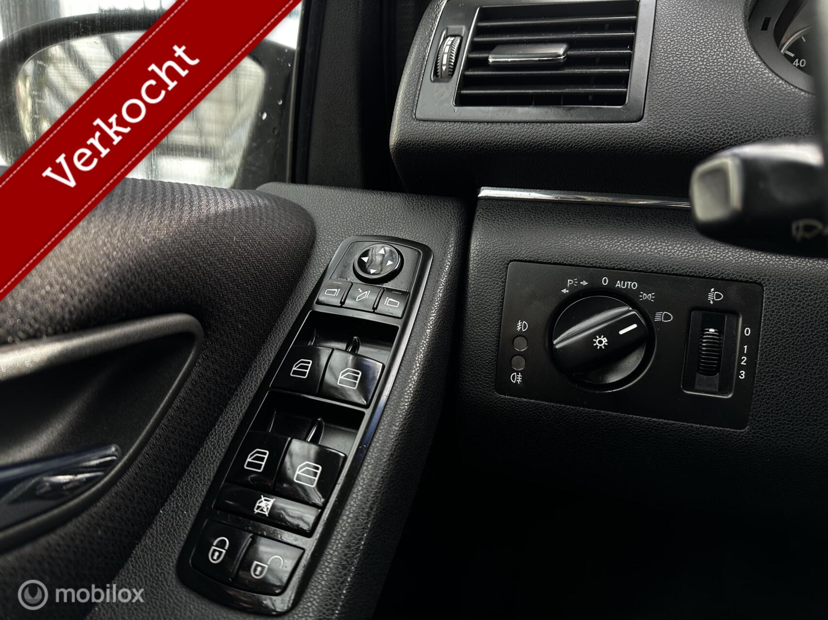 Foto van Mercedes-Benz B 200