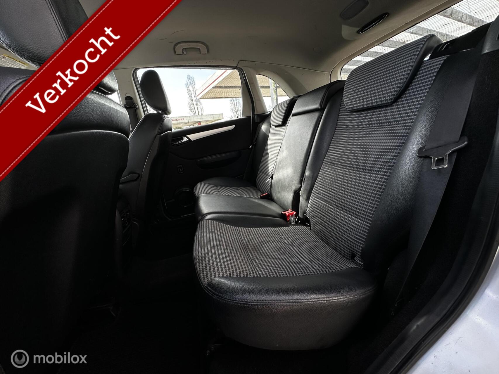Foto van Mercedes-Benz B 200