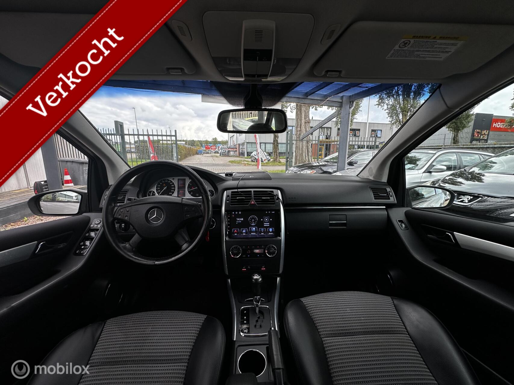 Foto van Mercedes-Benz B 200