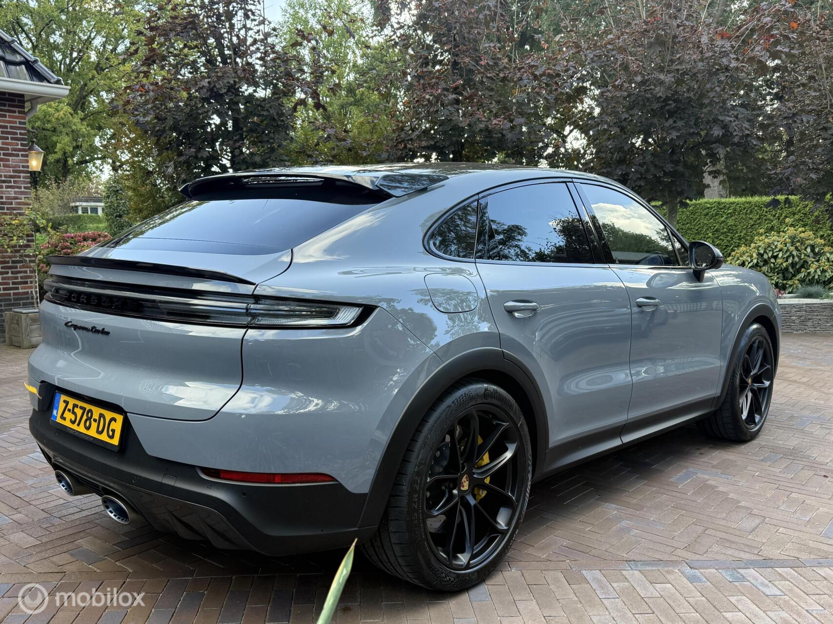 Foto van Porsche Cayenne Turbo E-hybrid