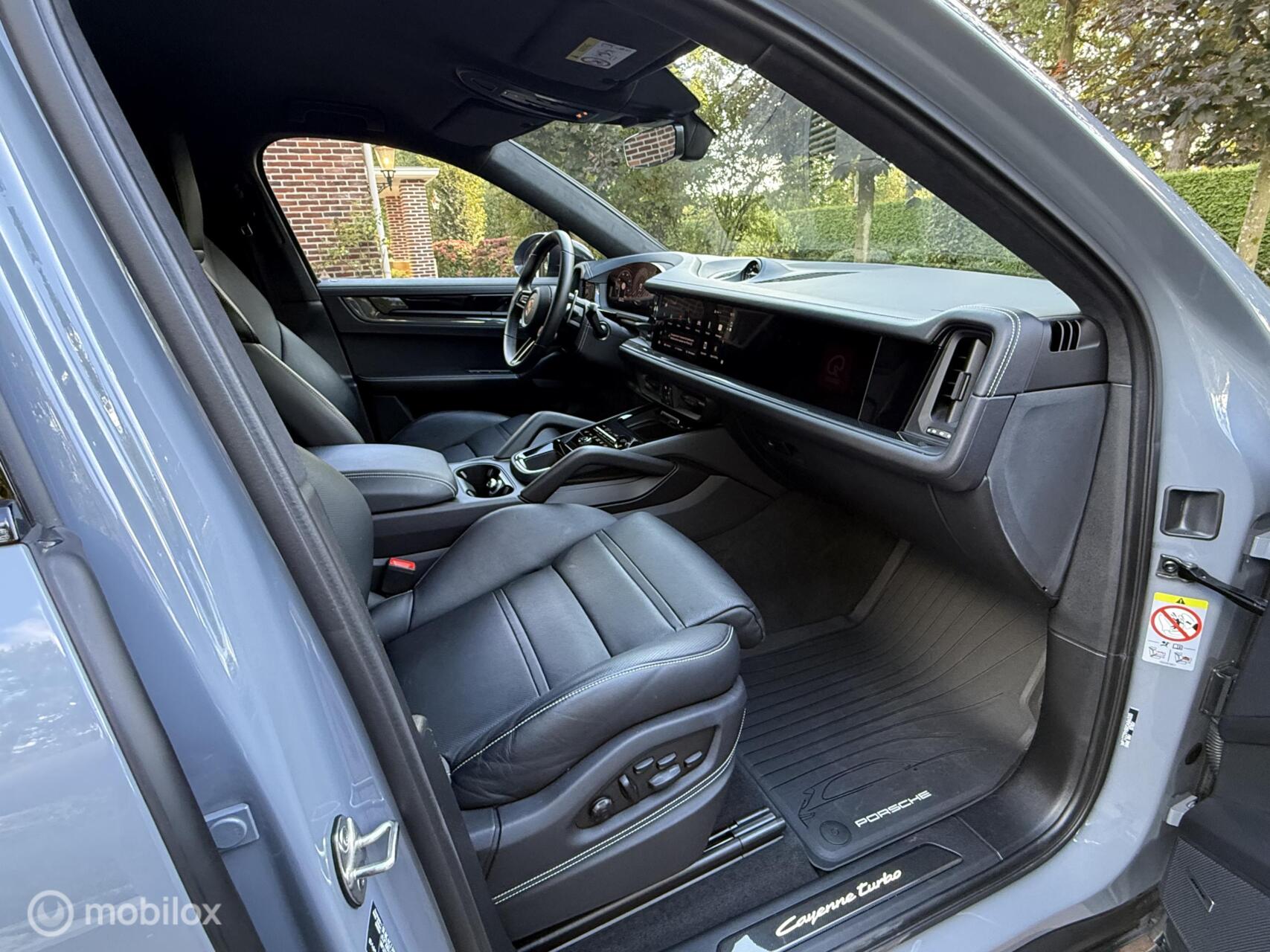 Foto van Porsche Cayenne Turbo E-hybrid
