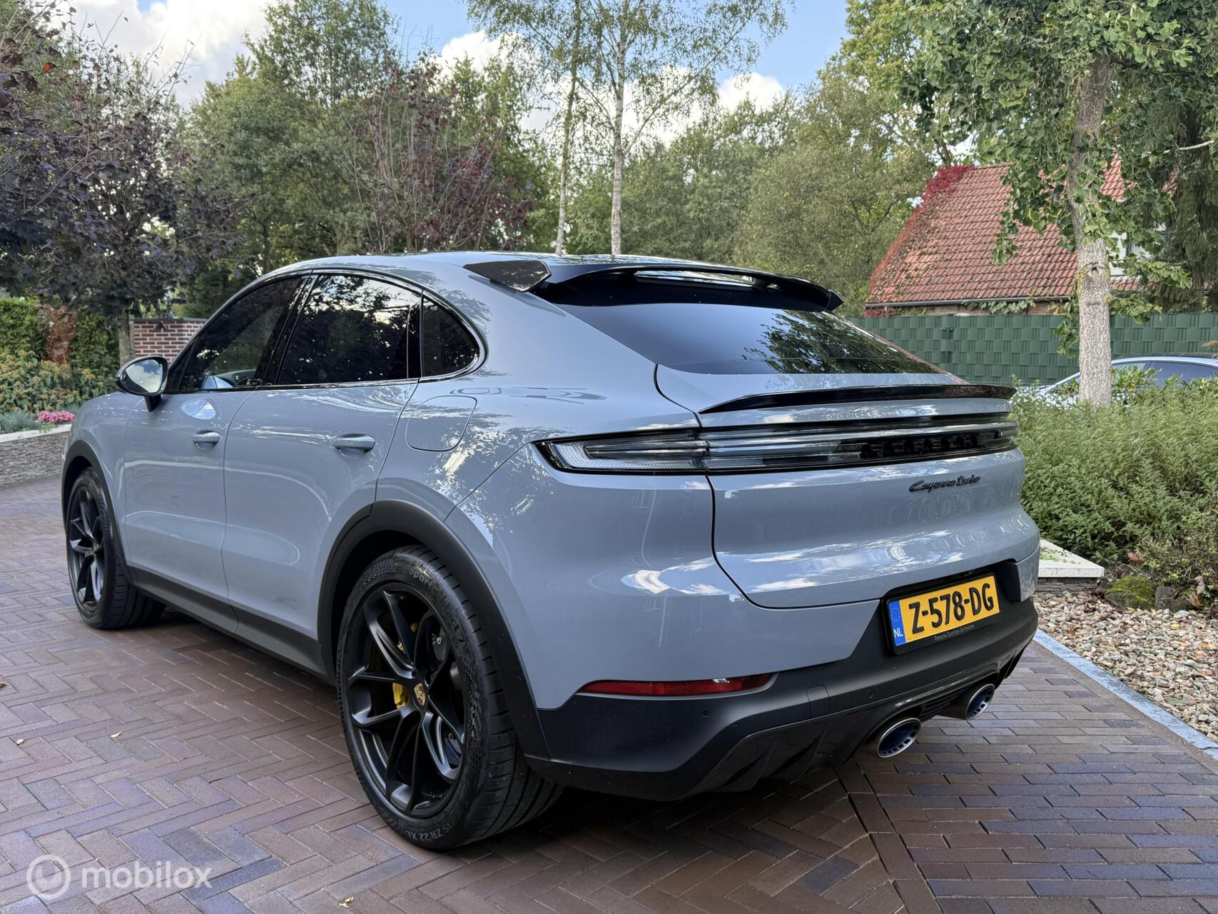 Foto van Porsche Cayenne Turbo E-hybrid