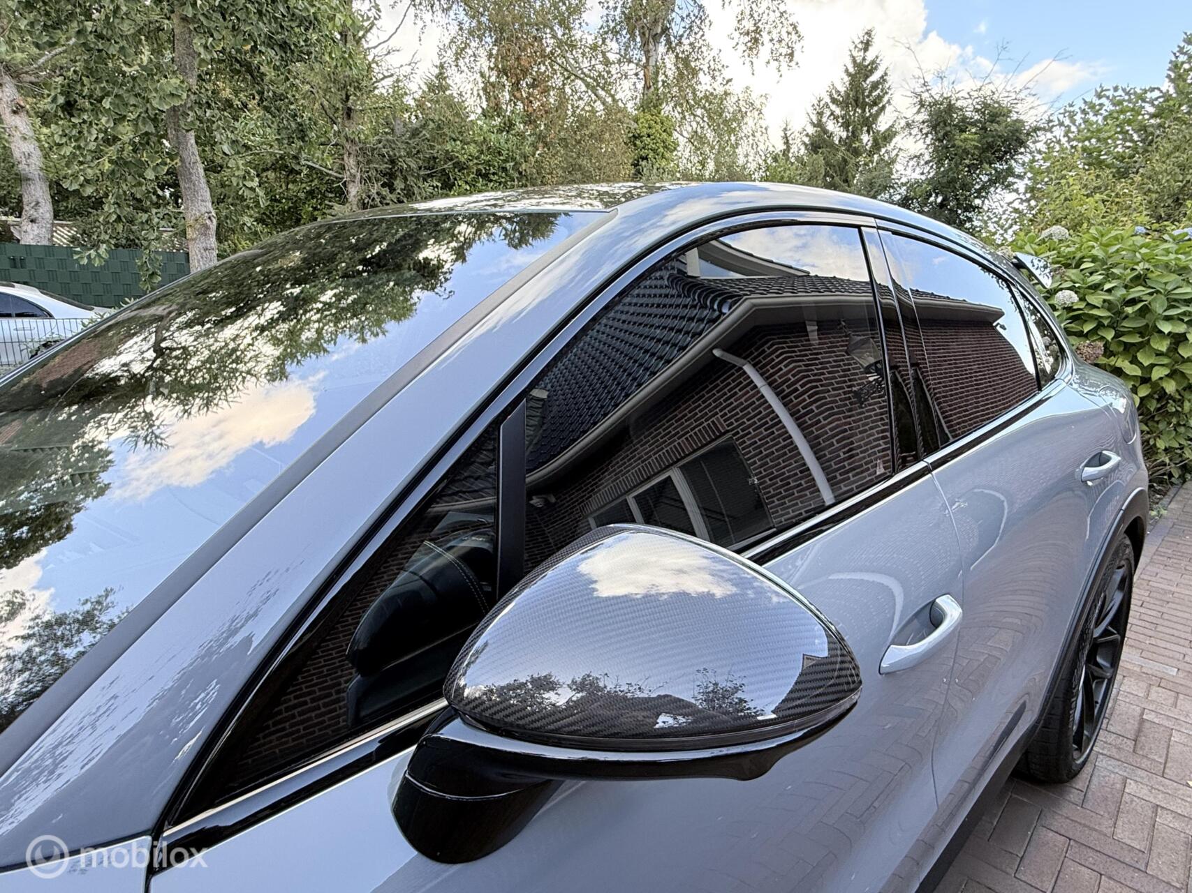 Foto van Porsche Cayenne Turbo E-hybrid