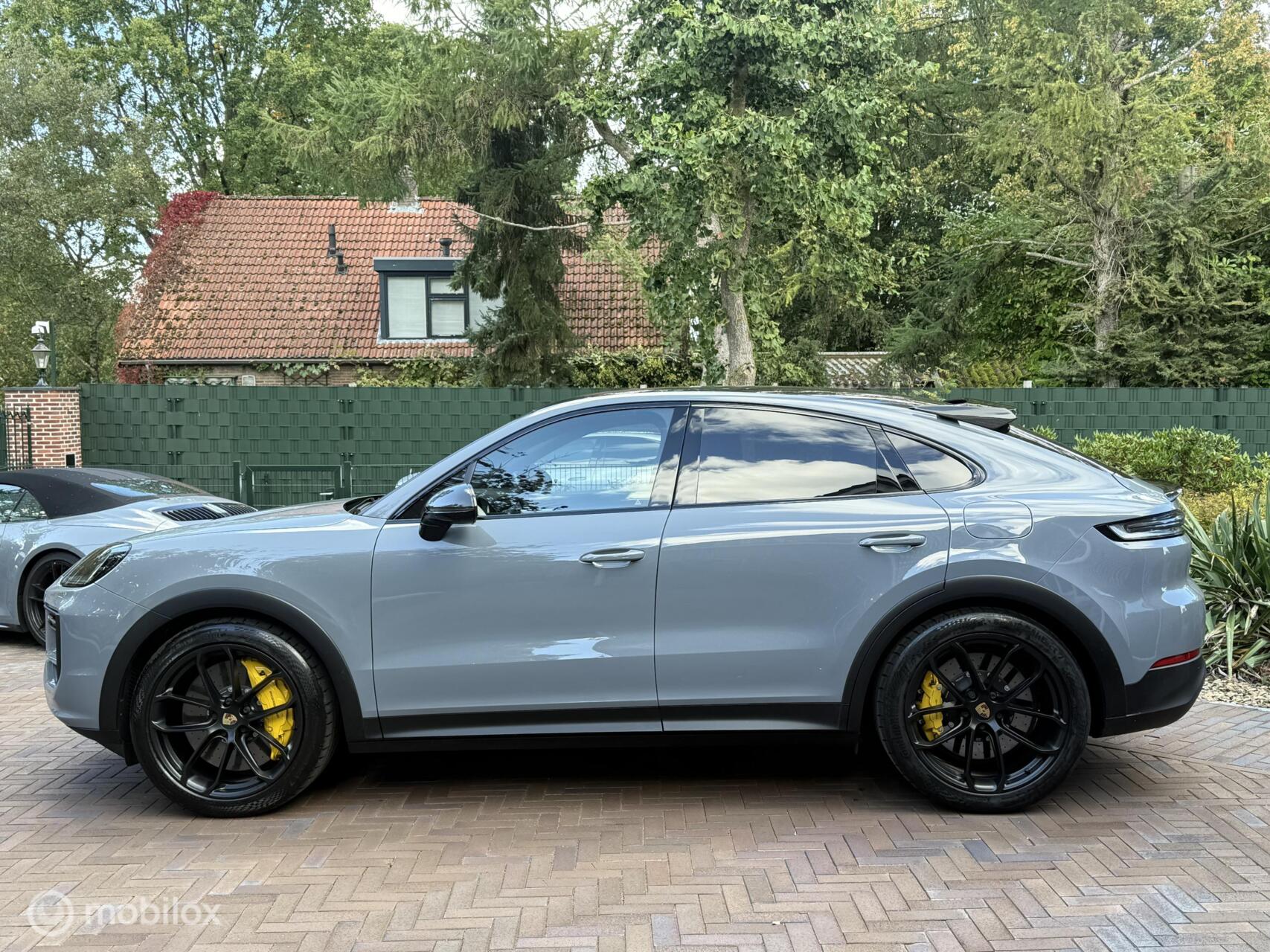 Foto van Porsche Cayenne Turbo E-hybrid