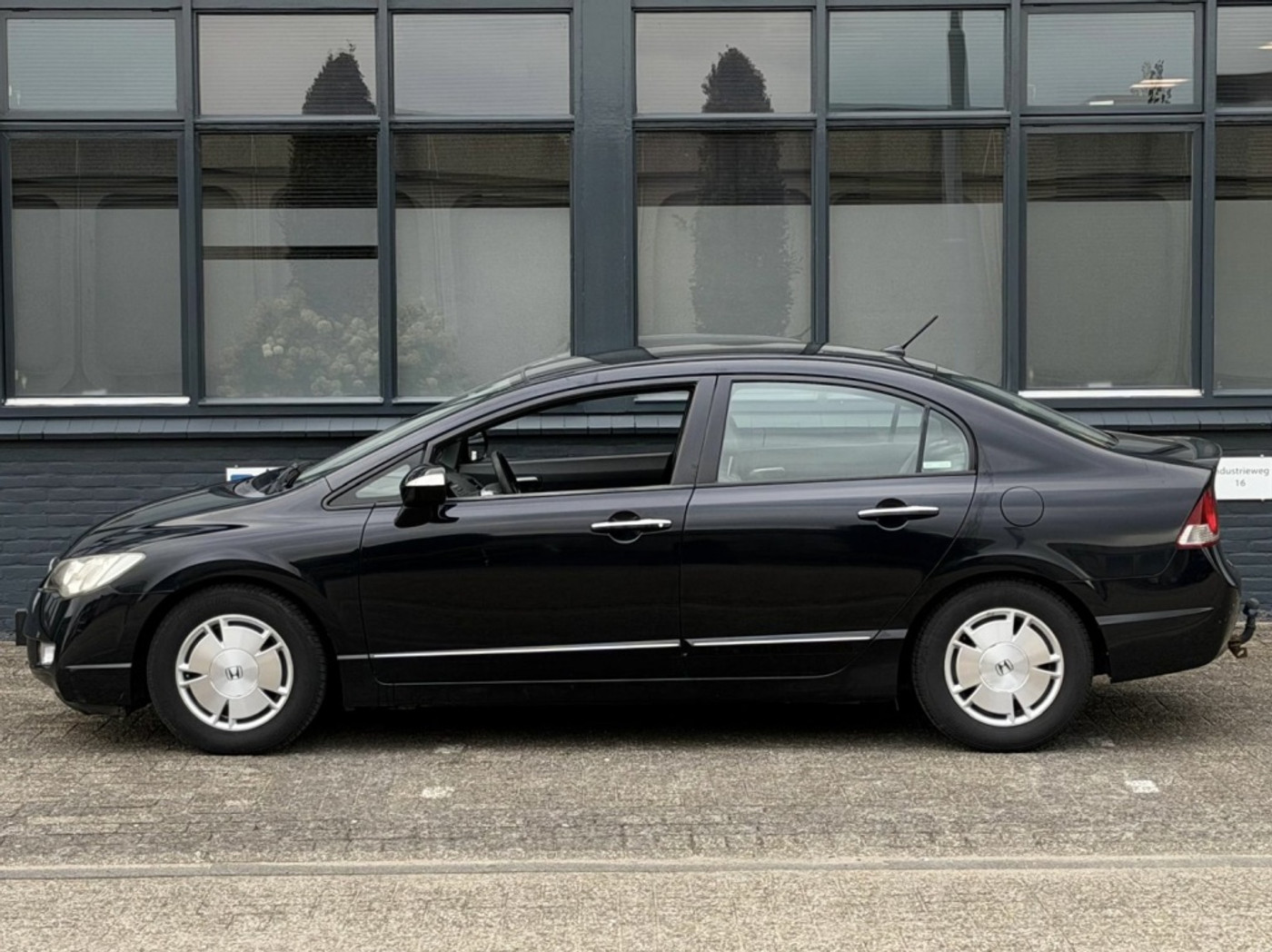 Foto van Honda Civic 4dr Hybrid
