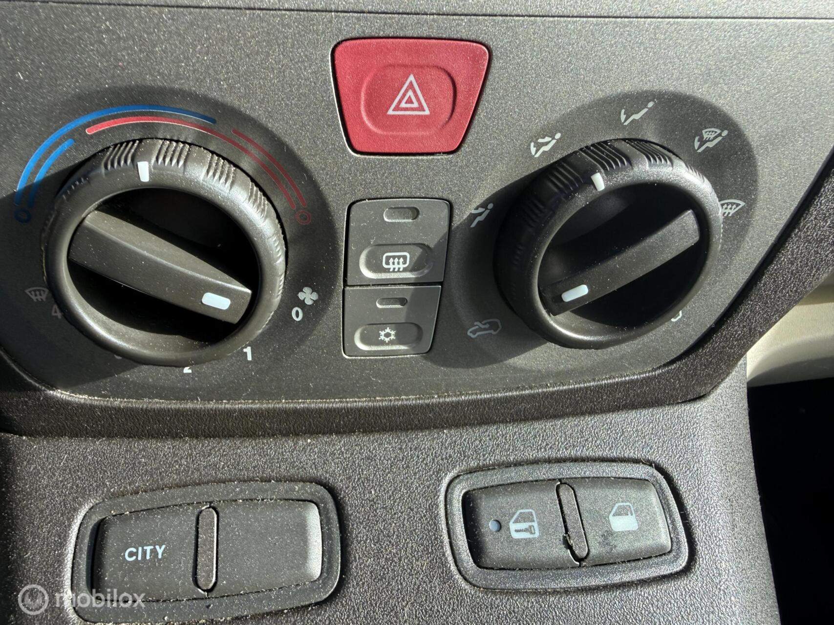 Foto van Lancia Lancia Musa
