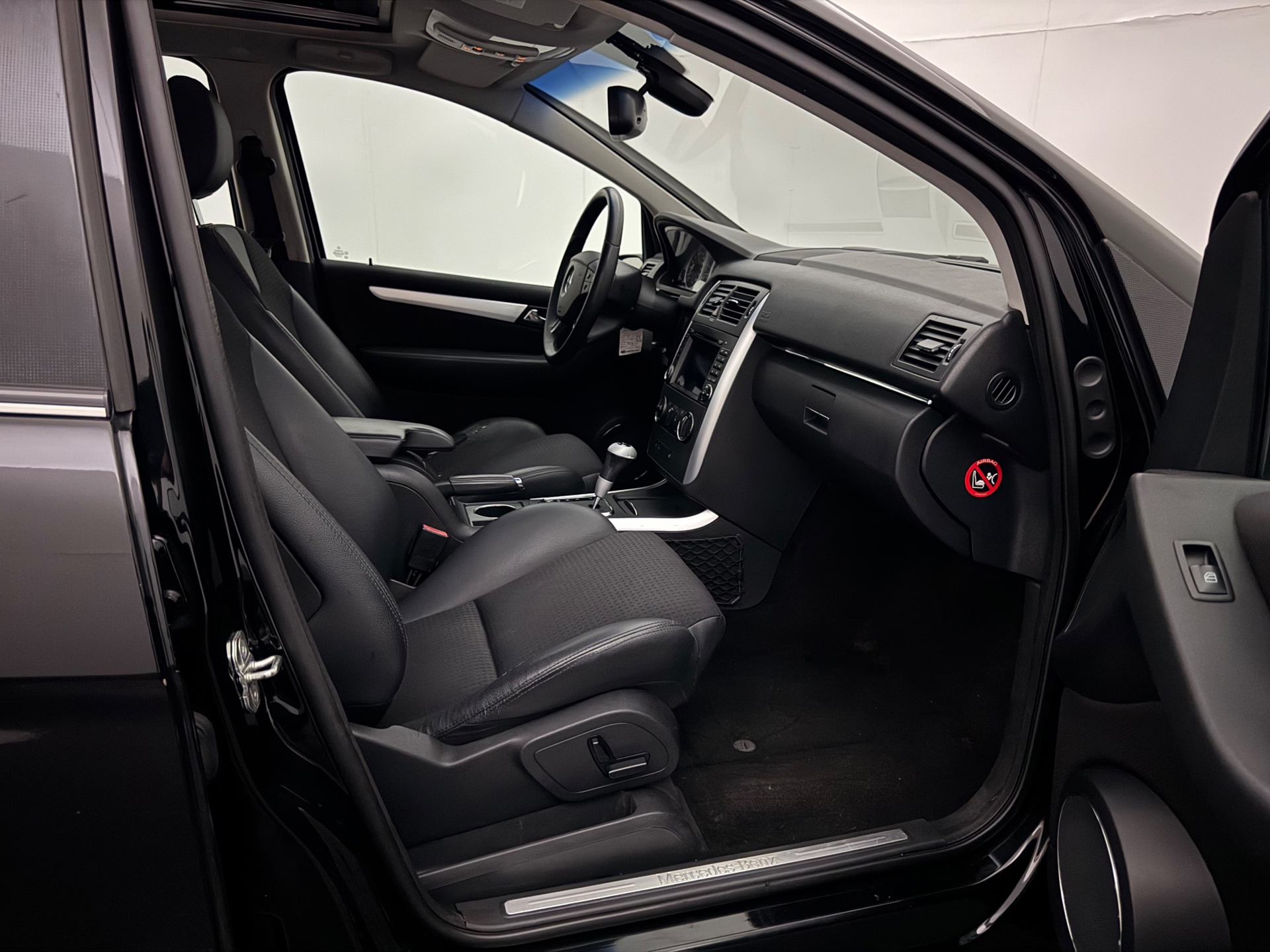Foto van Mercedes-Benz B 200