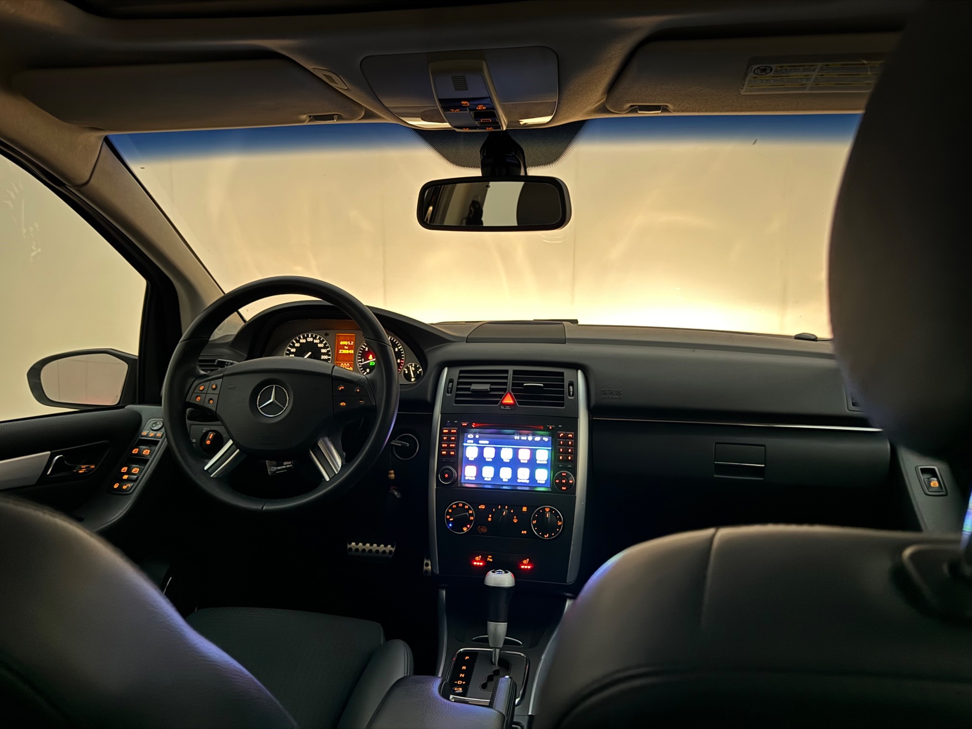 Foto van Mercedes-Benz B 200