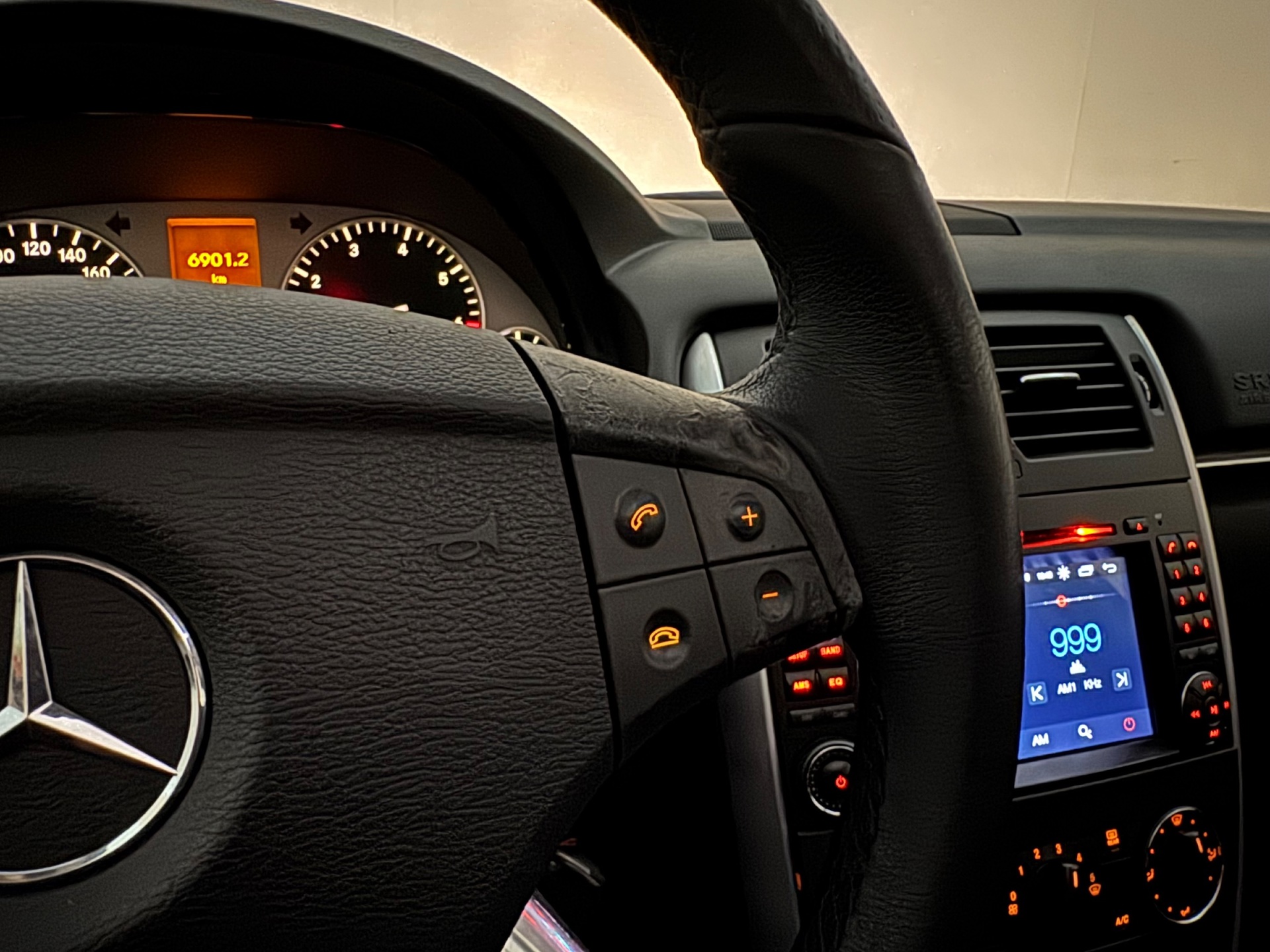 Foto van Mercedes-Benz B 200
