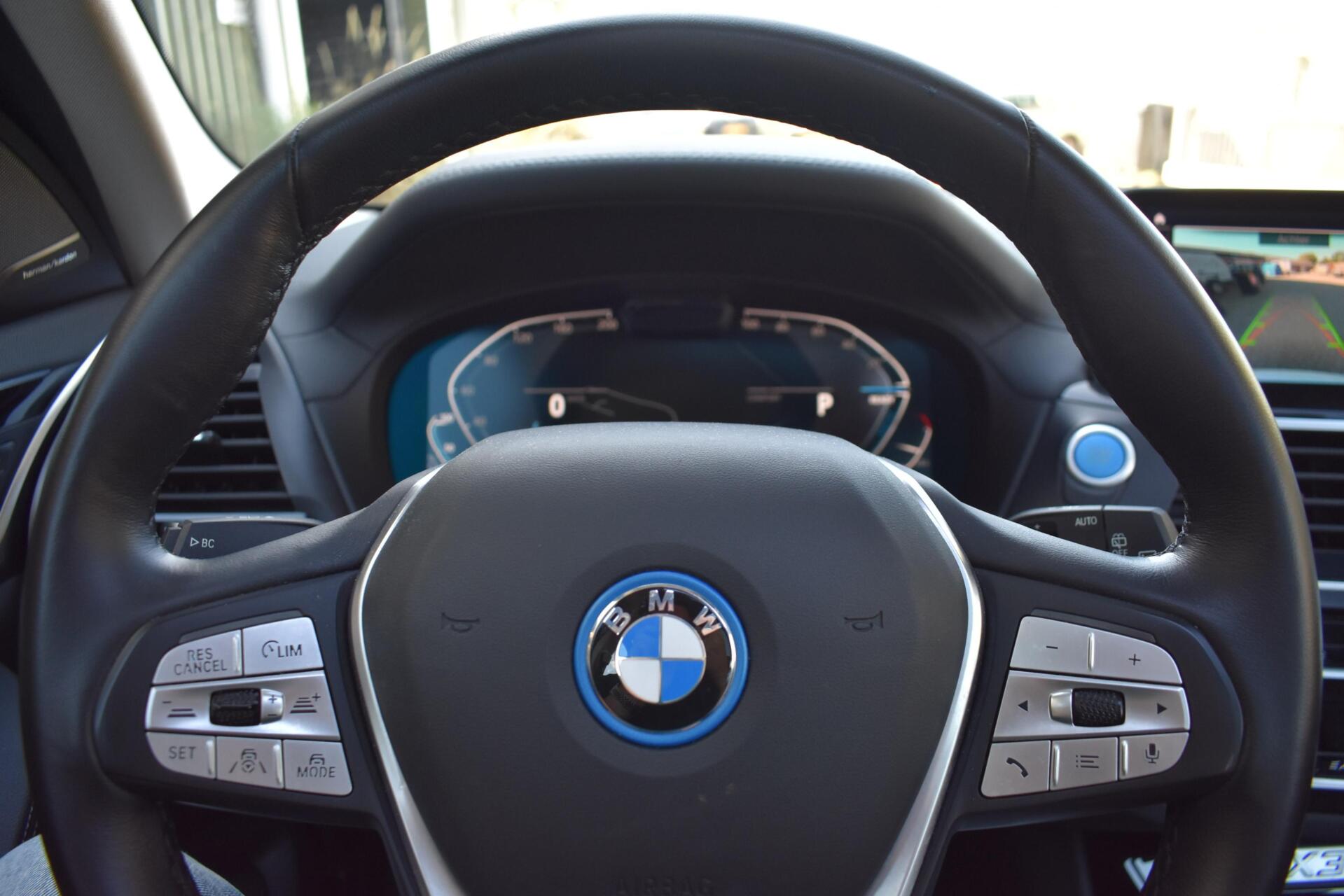 Foto van BMW Ix3