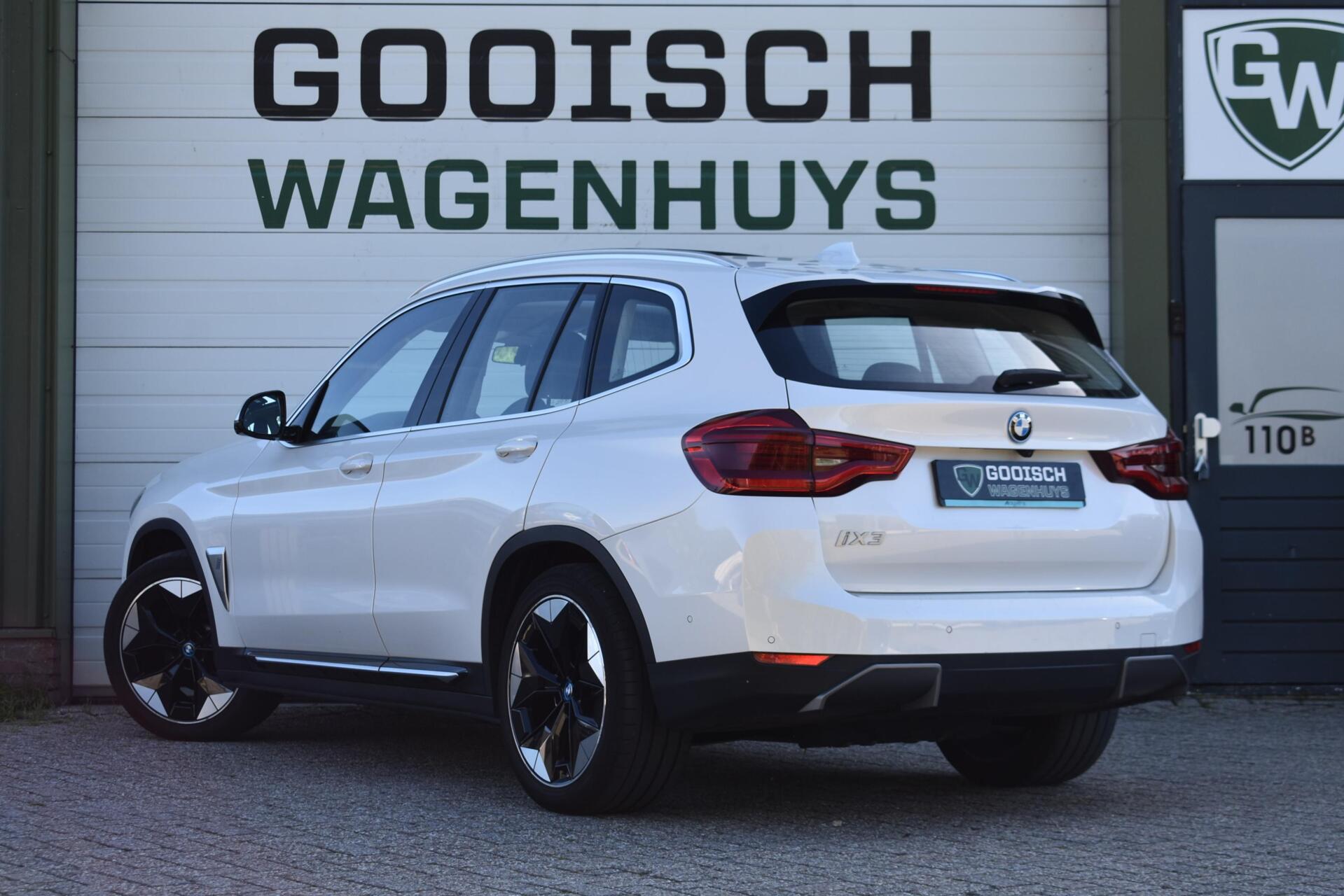 Foto van BMW Ix3