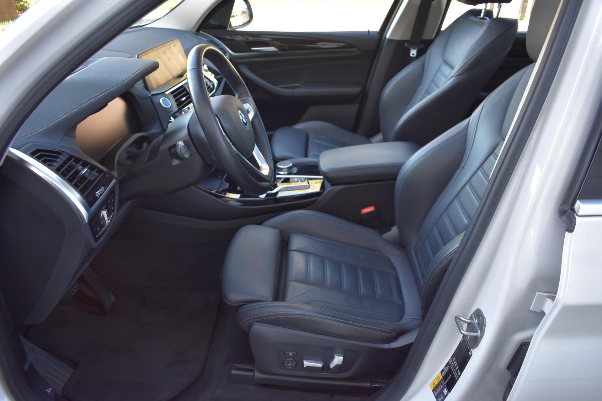 Foto van BMW Ix3