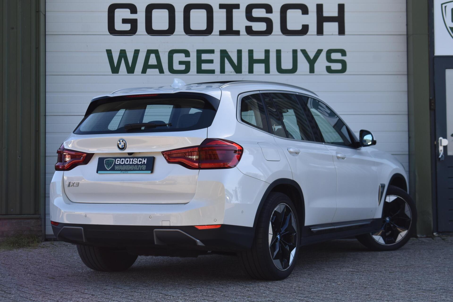 Foto van BMW Ix3