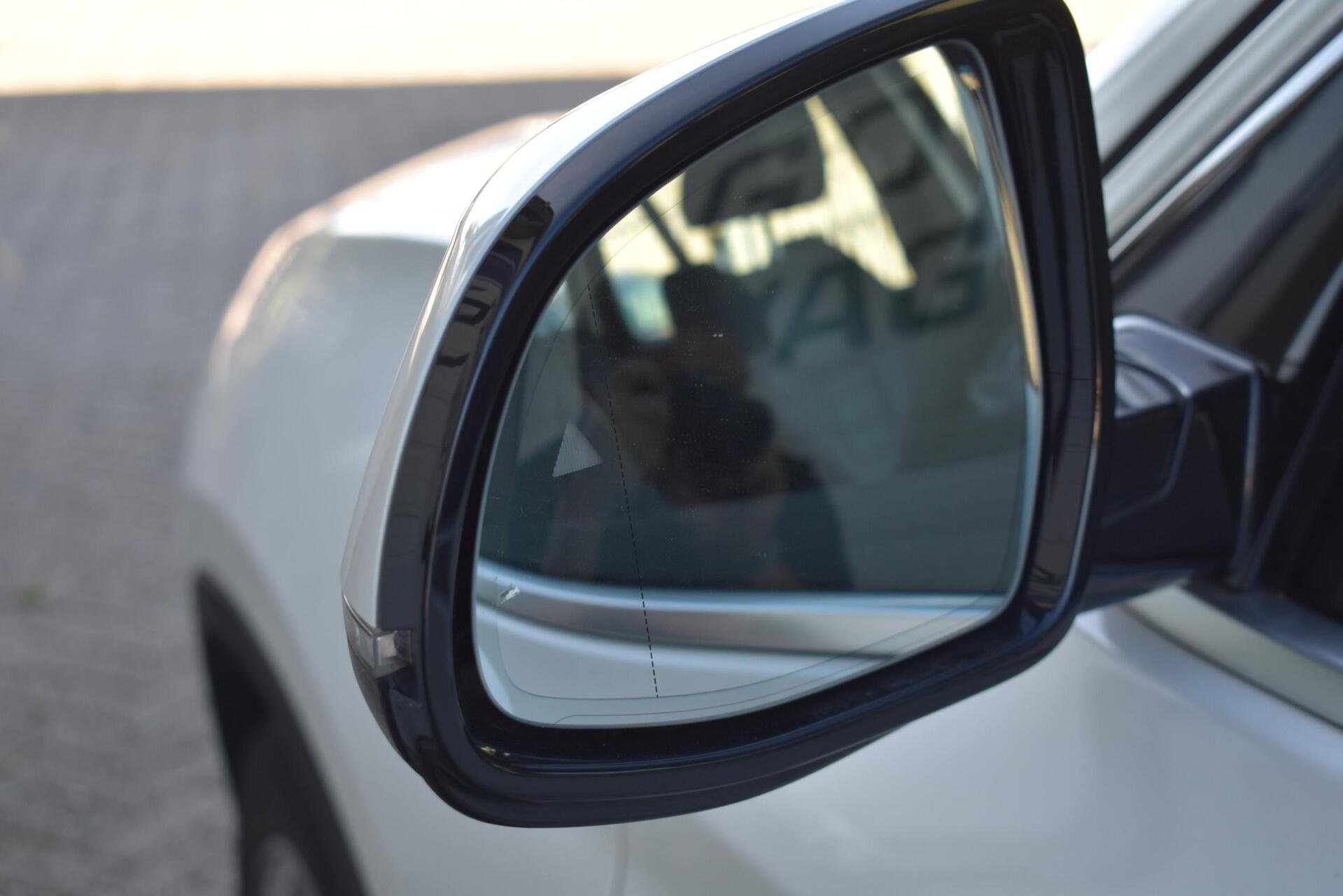 Foto van BMW Ix3
