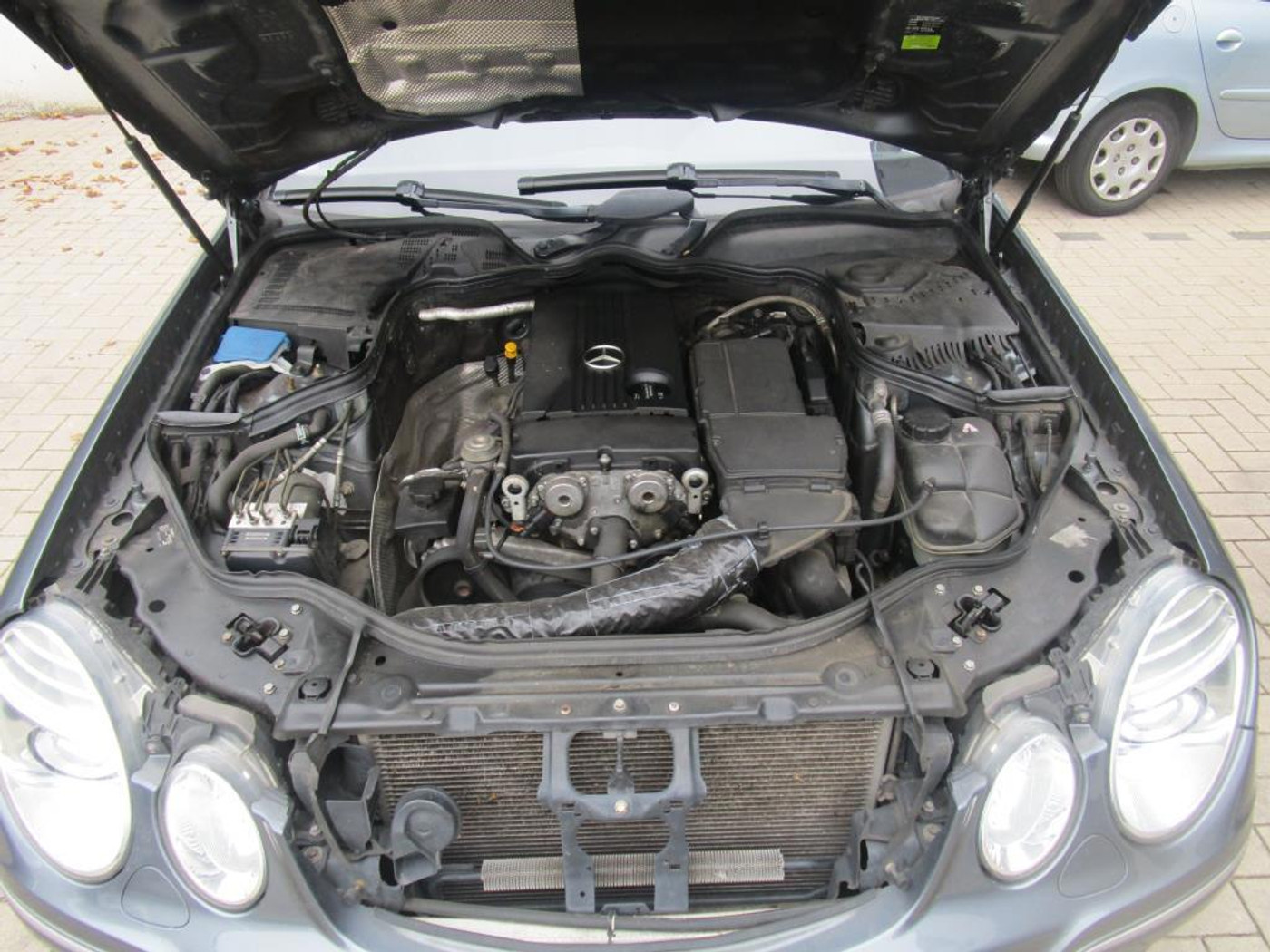 Foto van Mercedes-Benz E 200 Kompressor