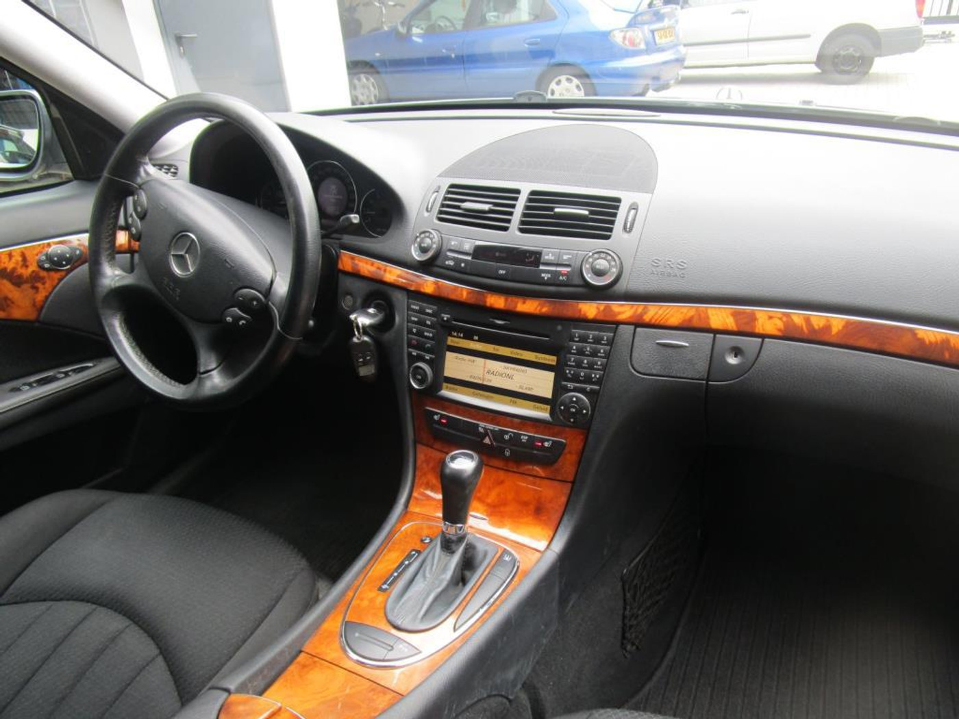 Foto van Mercedes-Benz E 200 Kompressor