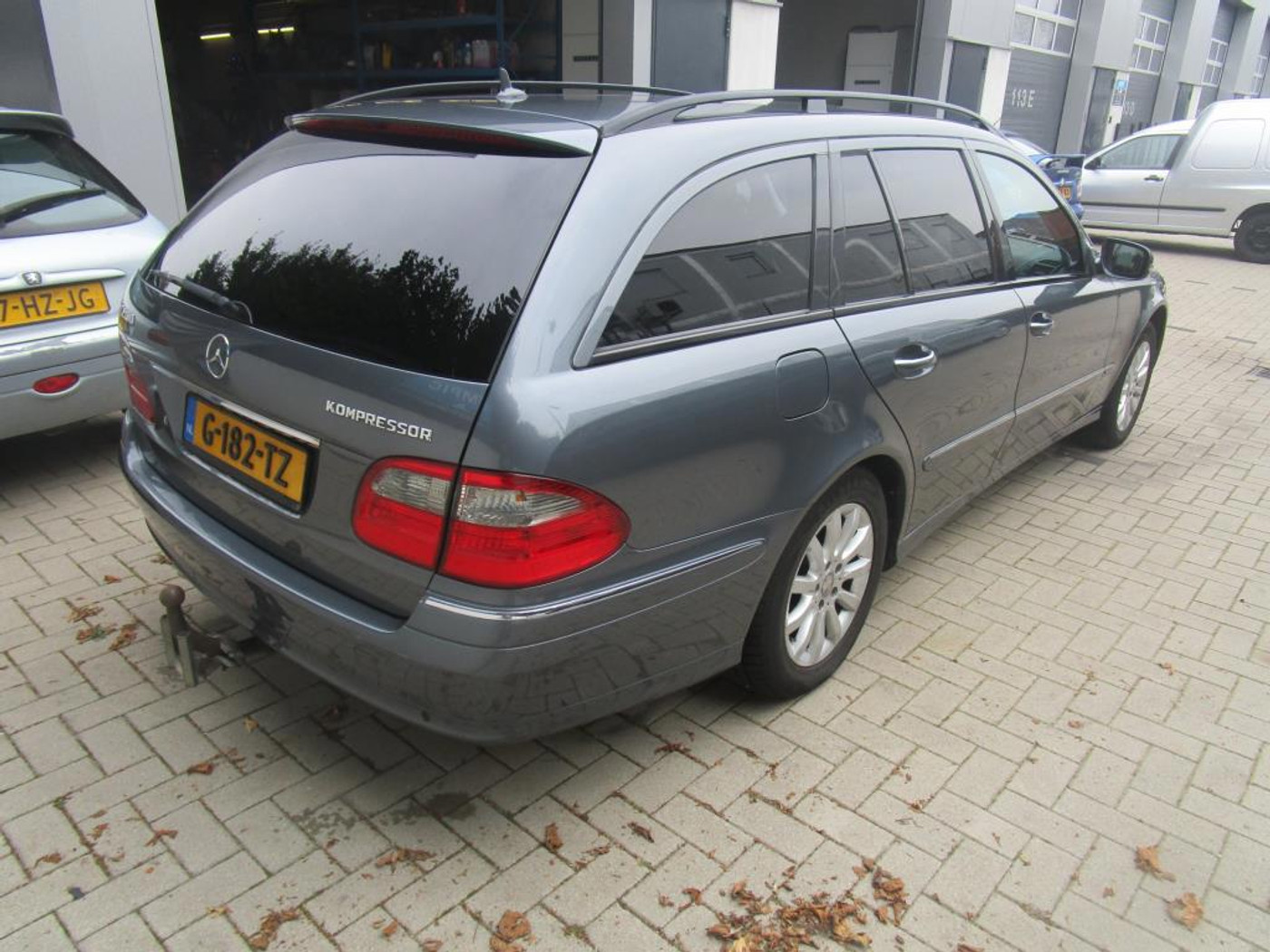 Foto van Mercedes-Benz E 200 Kompressor