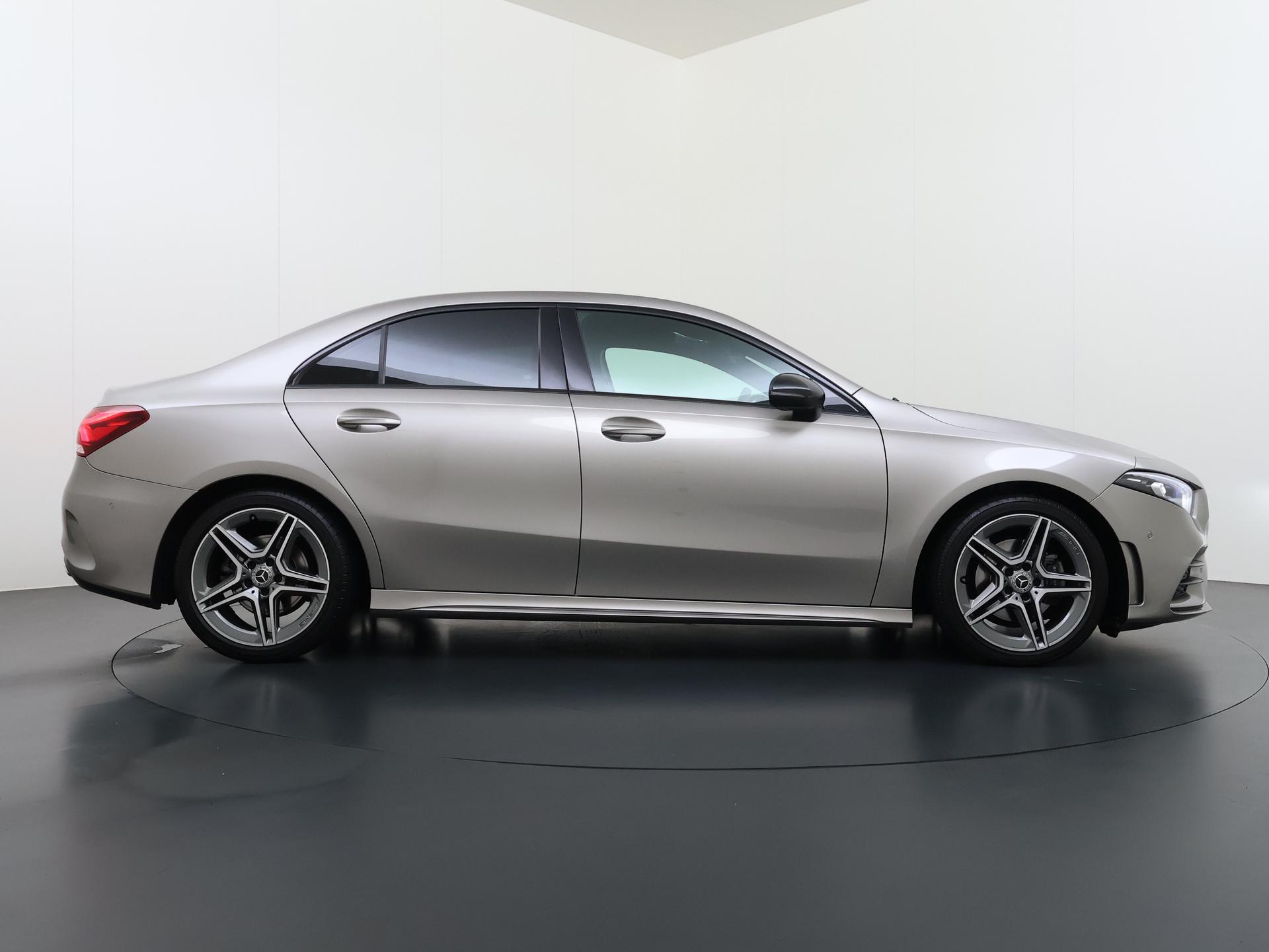 Foto van Mercedes-Benz A 200