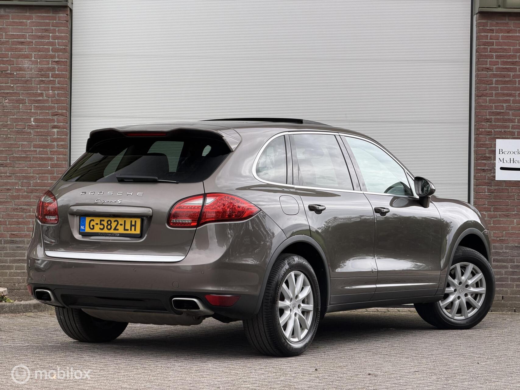 Foto van Porsche Cayenne S