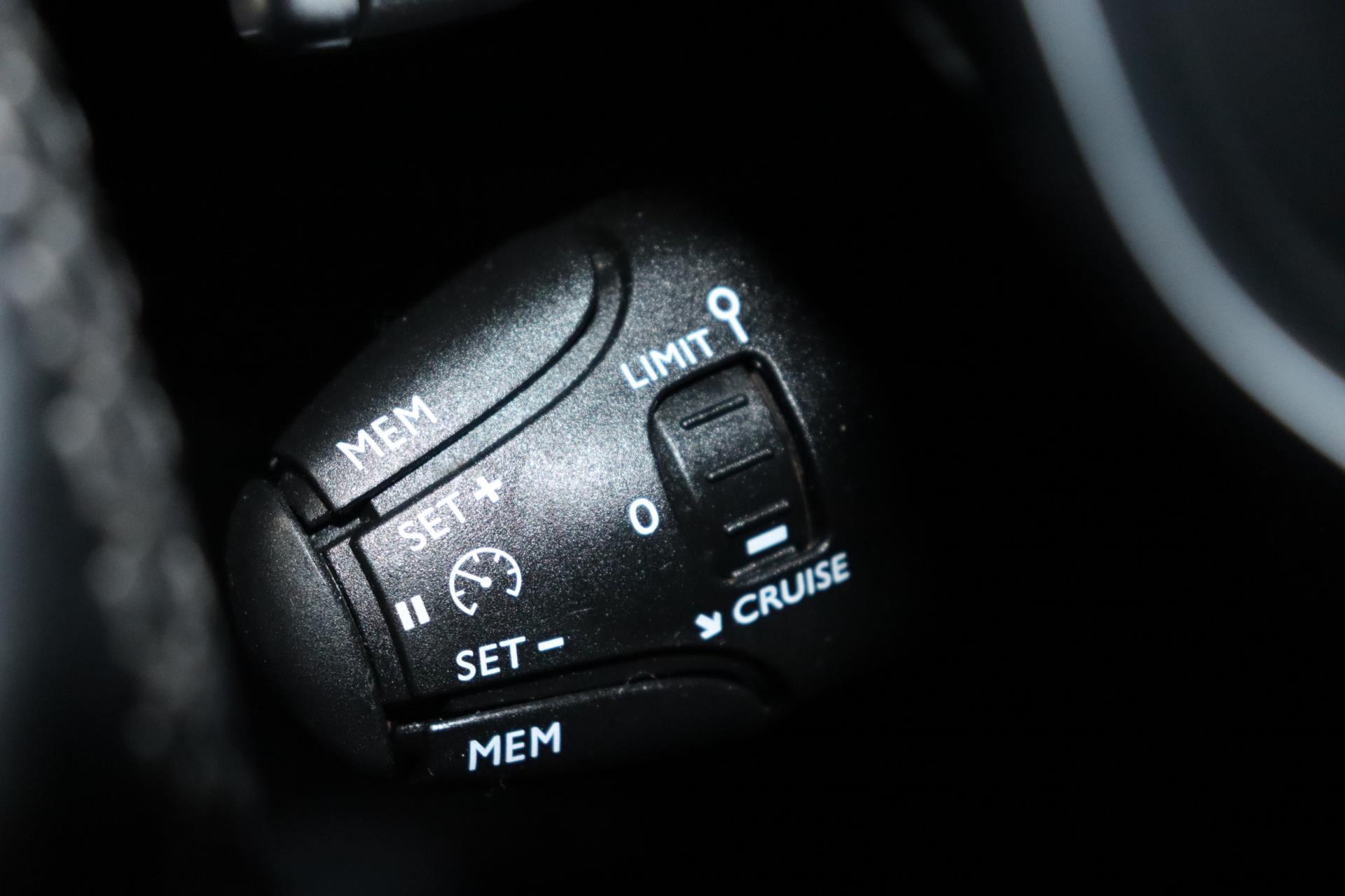 Foto van Peugeot 5008