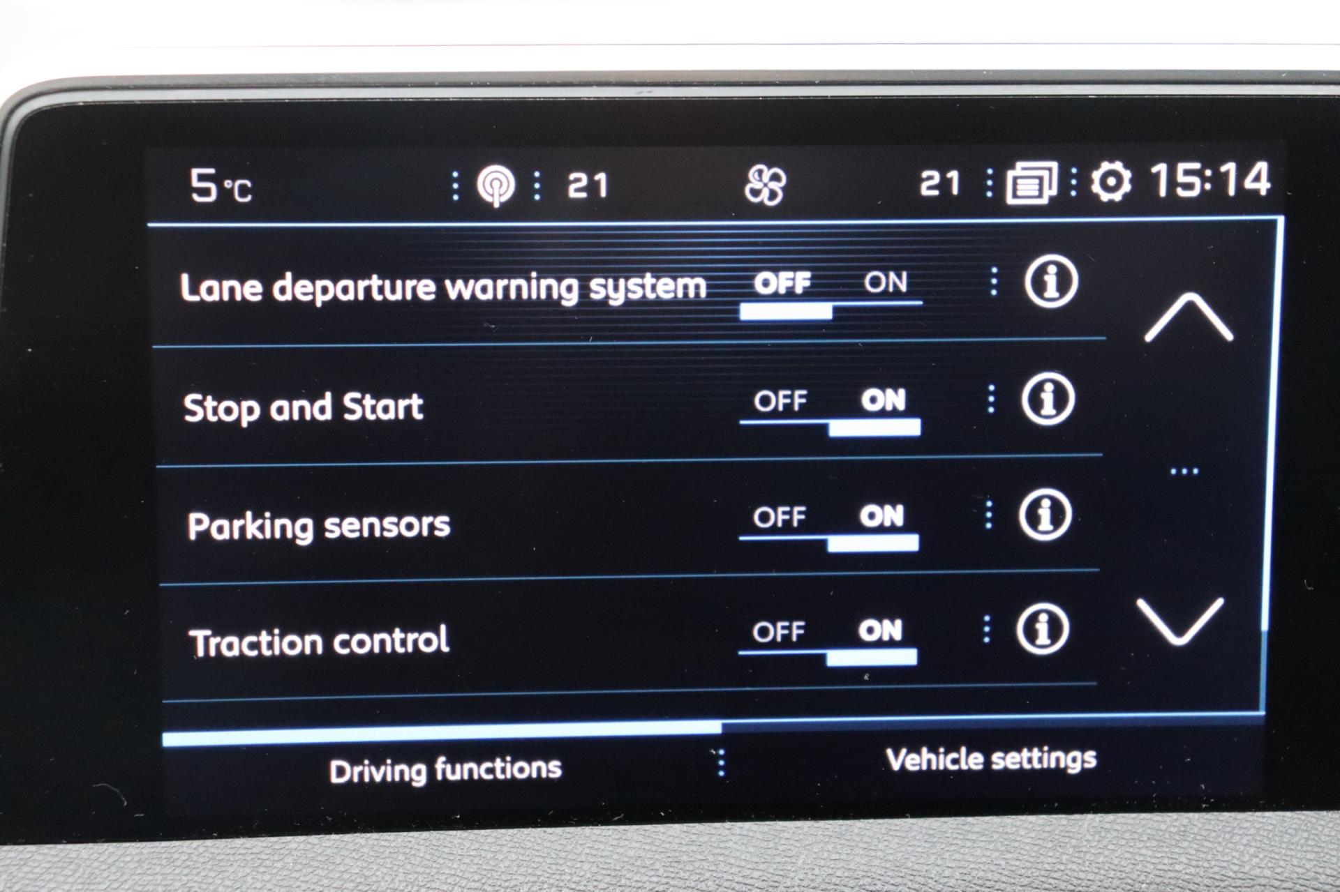 Foto van Peugeot 5008