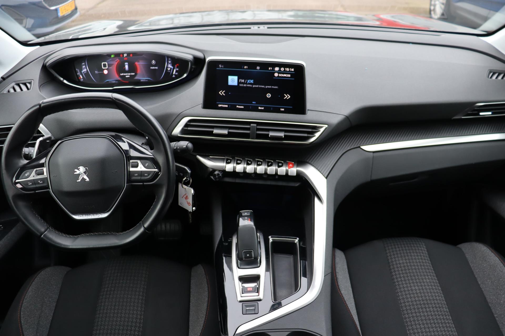 Foto van Peugeot 5008