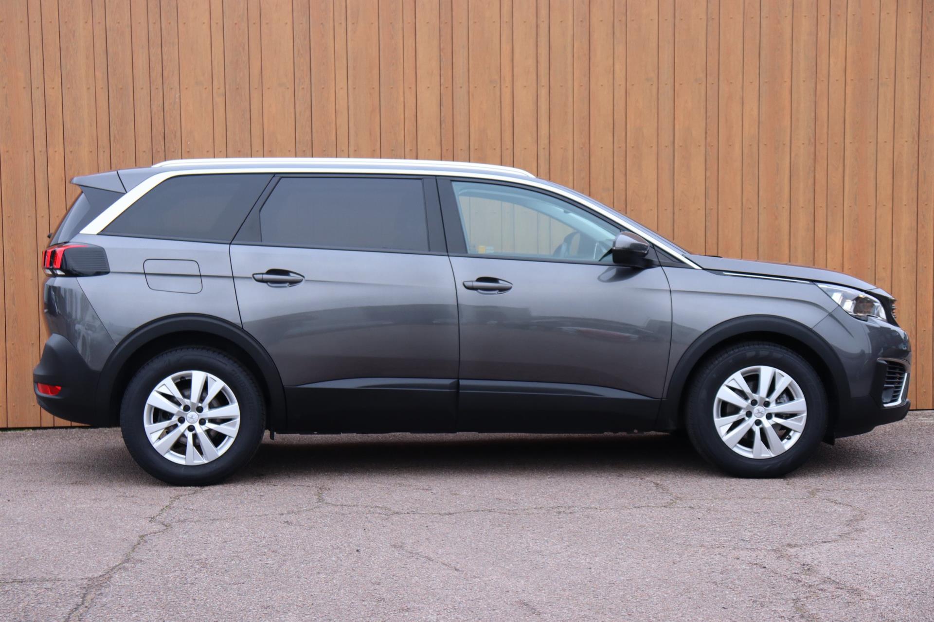 Foto van Peugeot 5008