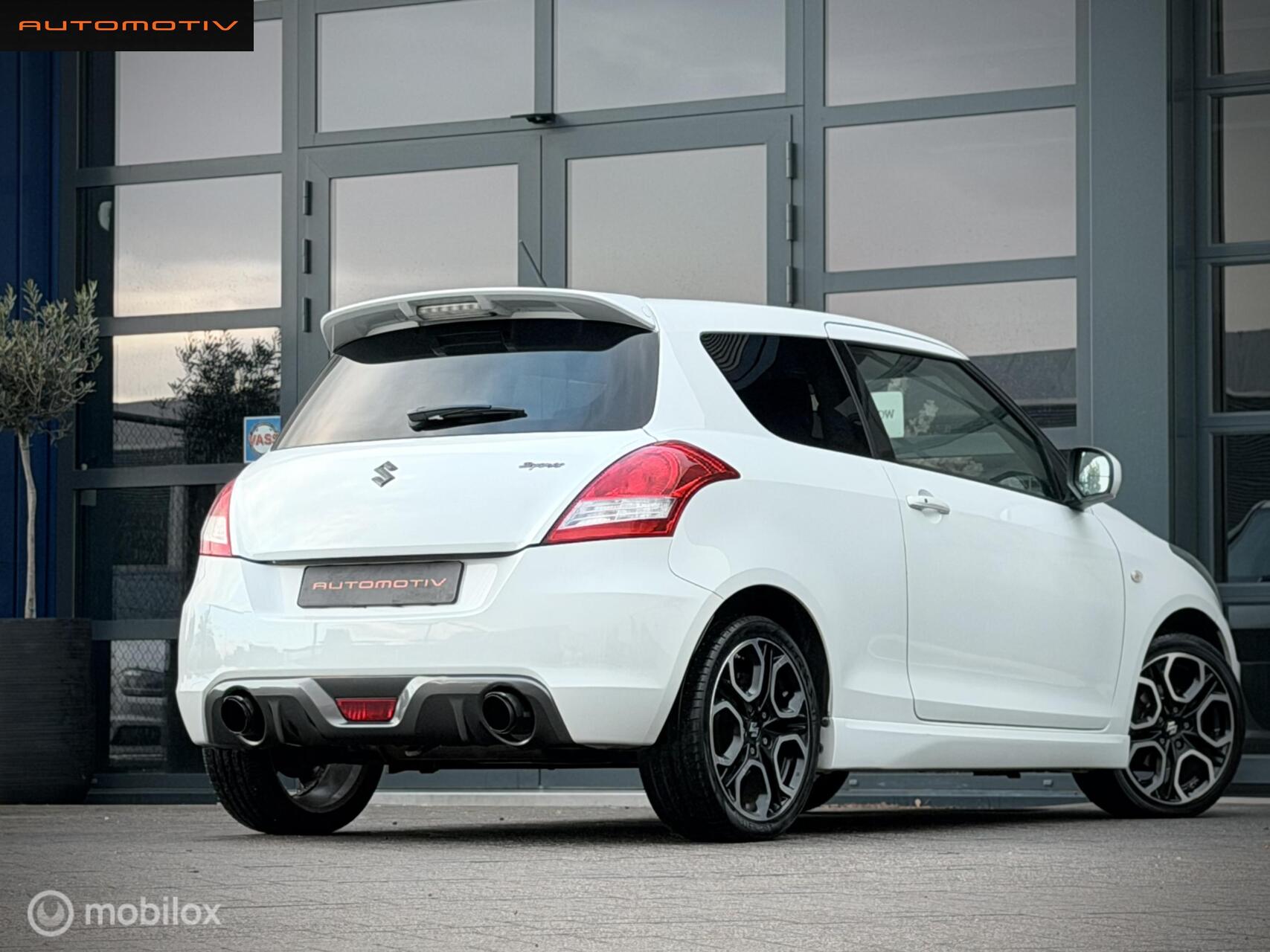 Foto van Suzuki Swift Sport